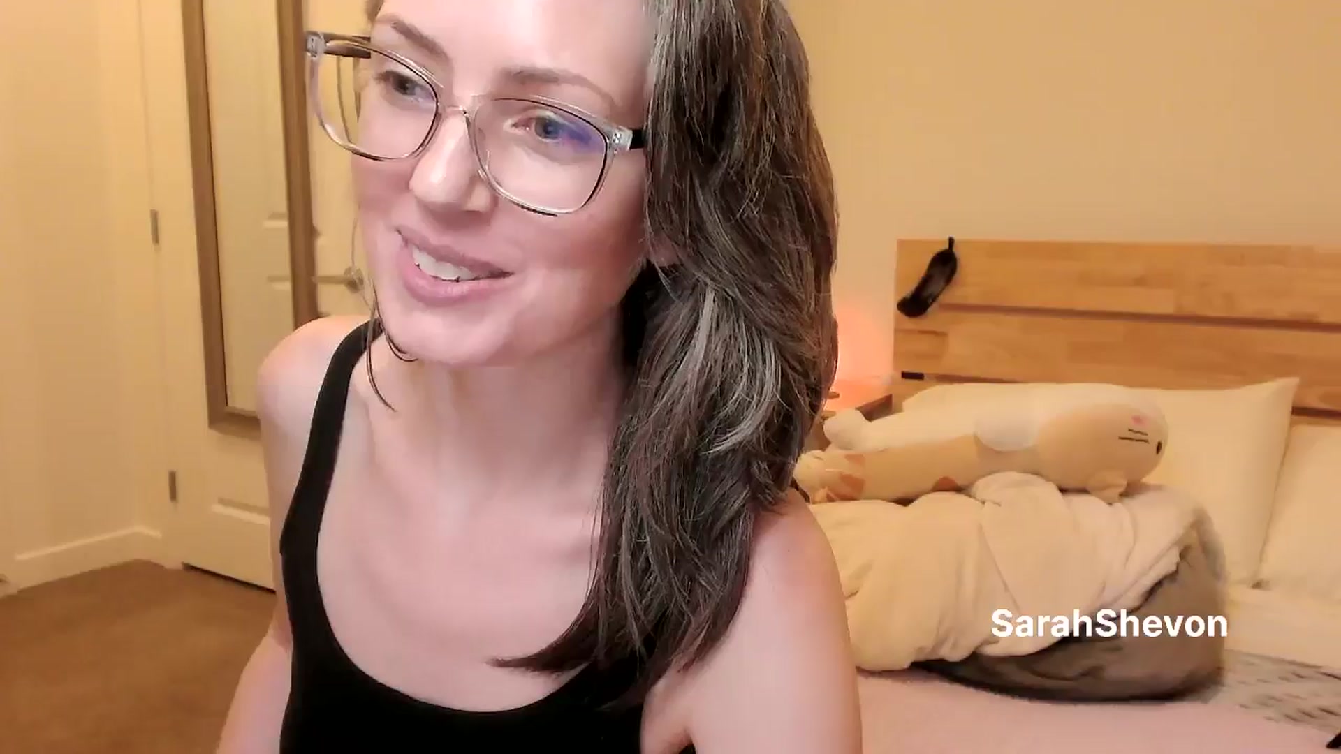 Gallery image thumbnail from SarahShevon's myfreecams stream on, 08/05/2024, 12:43 image 18 of 20