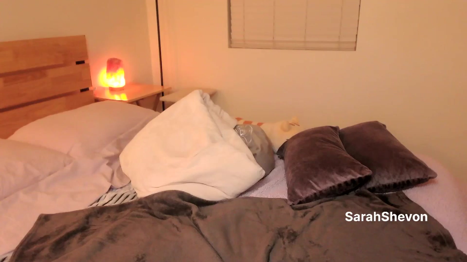 Gallery image thumbnail from SarahShevon's myfreecams stream on, 09/30/2024, 03:49 image 12 of 20