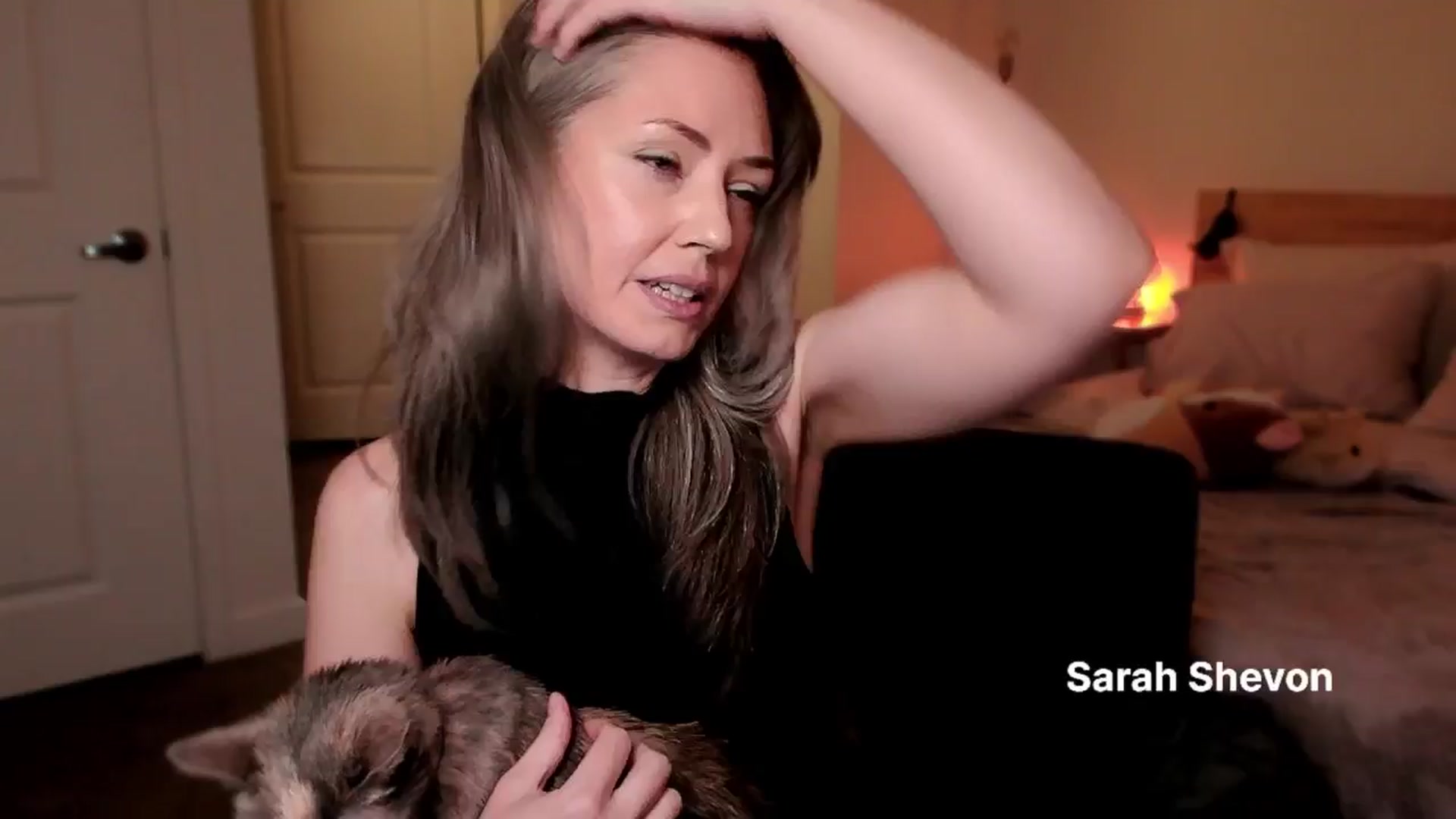 Gallery image thumbnail from SarahShevon's myfreecams stream on, 02/09/2025, 12:49 image 16 of 20