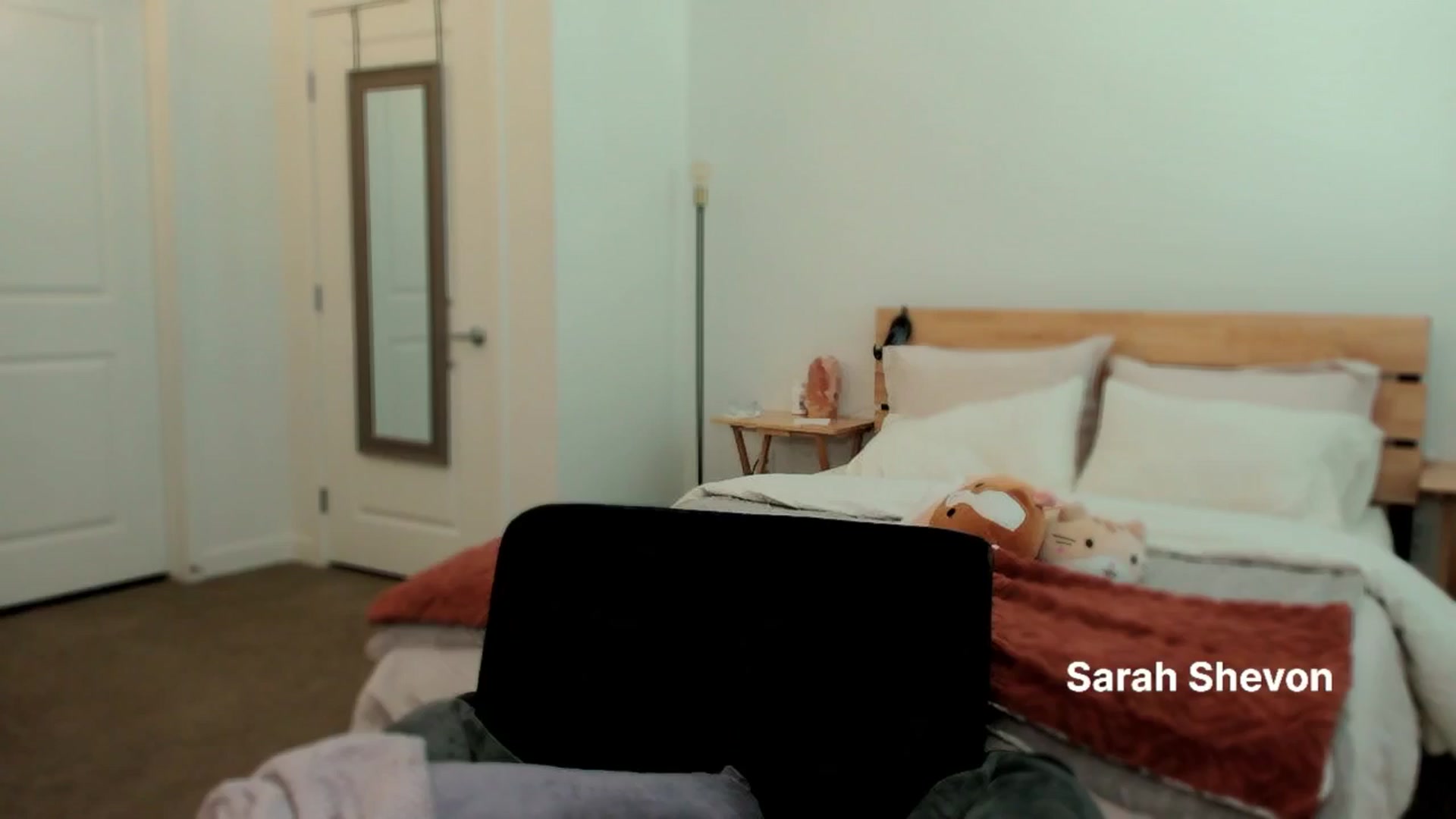 Gallery image thumbnail from SarahShevon's myfreecams stream on, 02/15/2025, 20:10 image 14 of 20