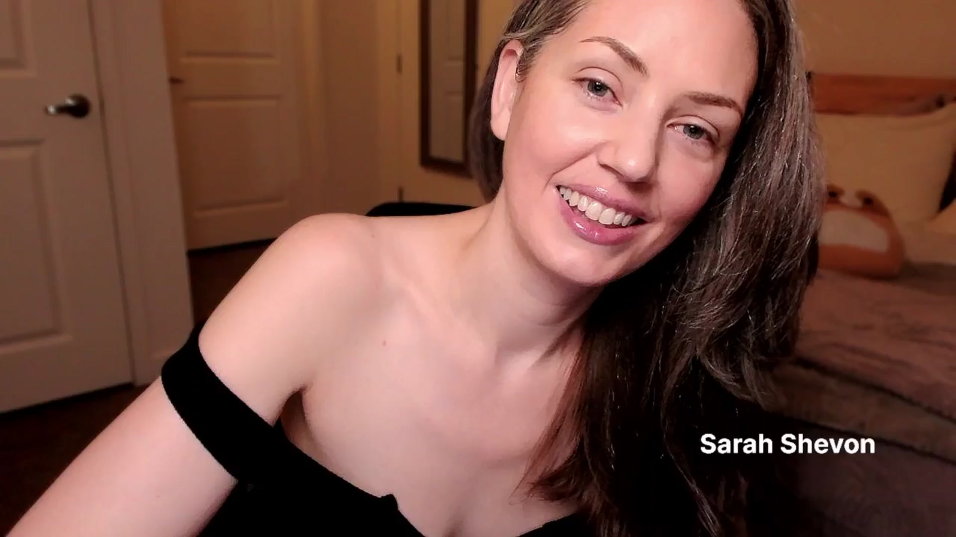 Gallery image thumbnail from SarahShevon's myfreecams stream on, 02/26/2025, 06:59 image 5 of 20