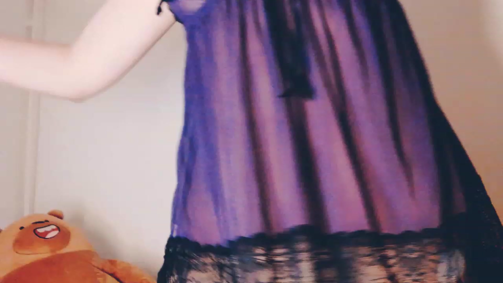 Gallery image thumbnail from Sarah_Grace's myfreecams stream on, 04/15/2023, 22:46 image 8 of 20