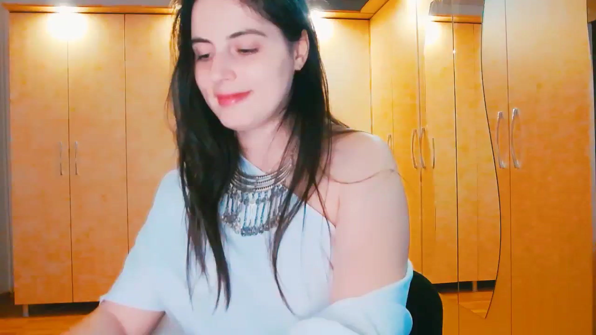 Gallery image thumbnail from Sarah_Grace's myfreecams stream on, 06/15/2024, 17:54 image 7 of 20