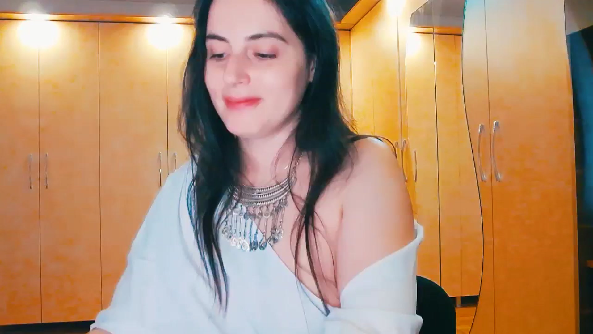 Gallery image thumbnail from Sarah_Grace's myfreecams stream on, 06/15/2024, 19:55 image 6 of 20