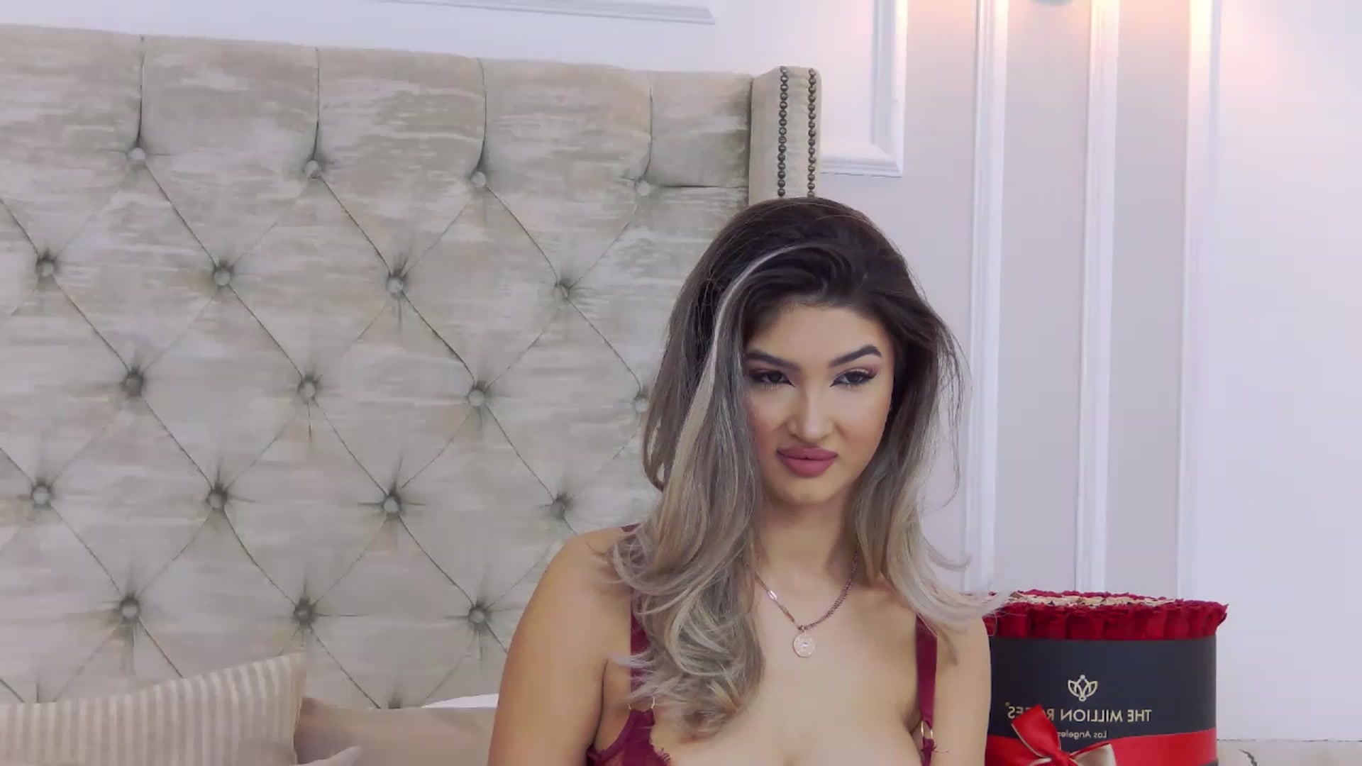 Gallery image thumbnail from Sarah_Lacroix's myfreecams stream on, 01/26/2023, 01:33 image 19 of 20