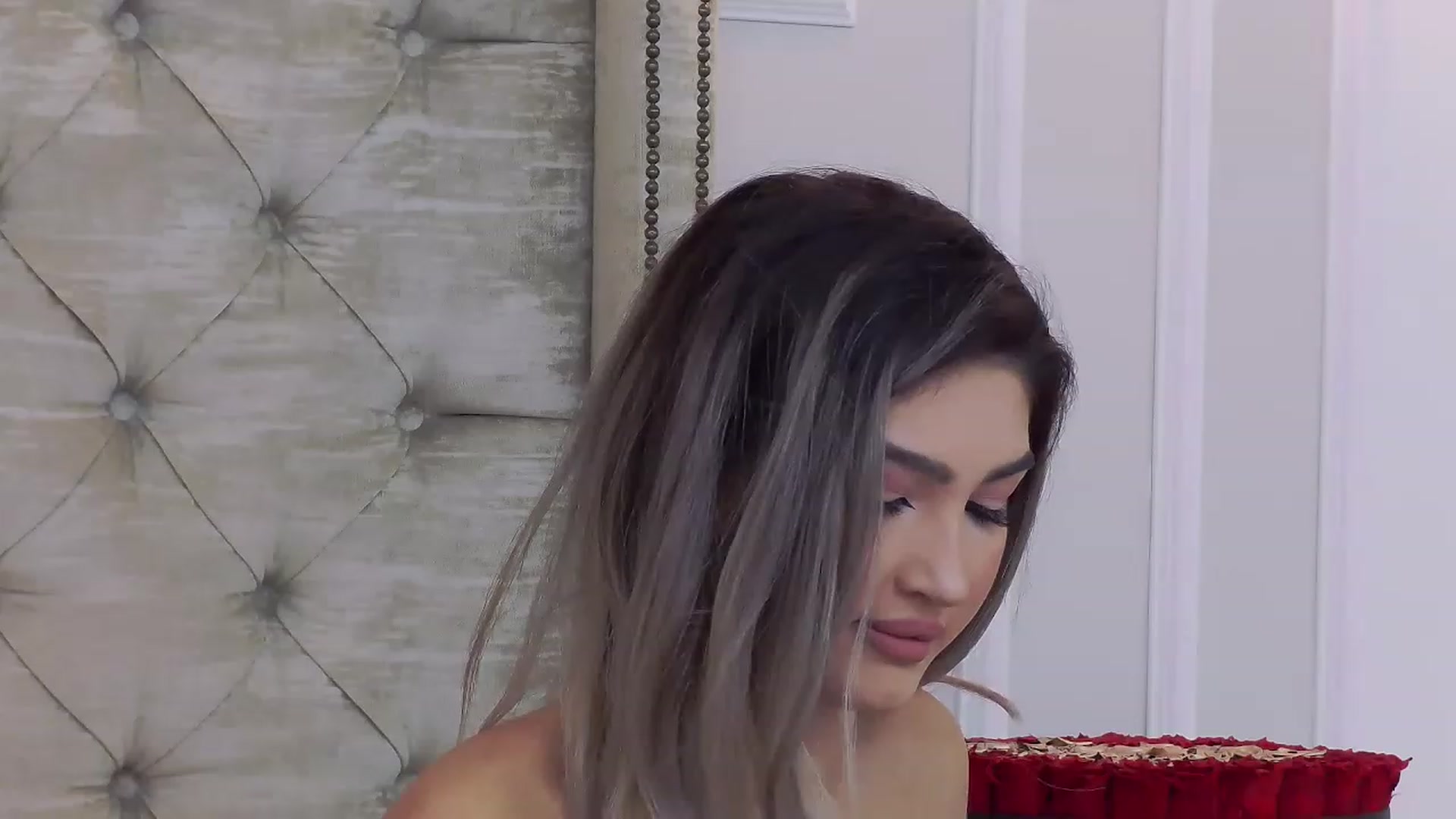 Gallery image thumbnail from Sarah_Lacroix's myfreecams stream on, 01/28/2023, 03:16 image 13 of 20