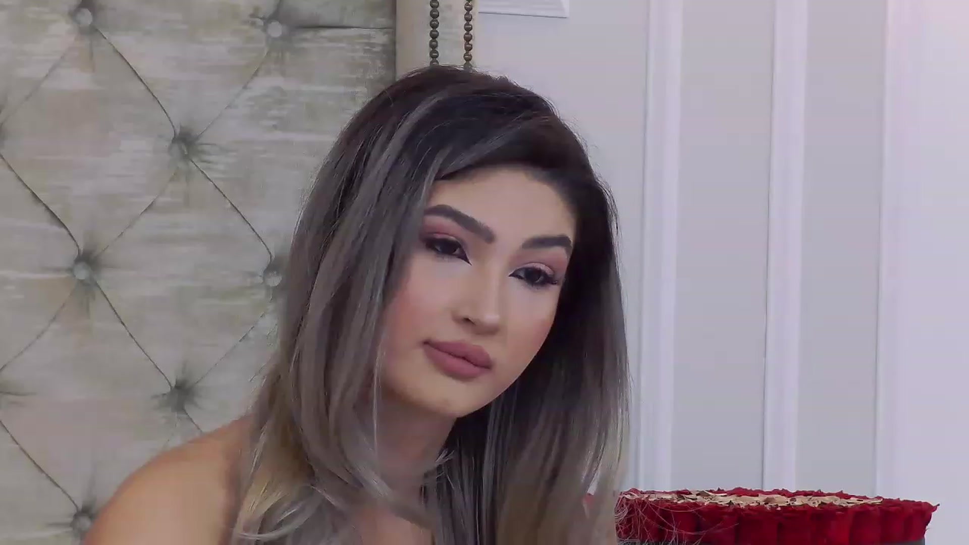 Gallery image thumbnail from Sarah_Lacroix's myfreecams stream on, 01/28/2023, 03:16 image 12 of 20