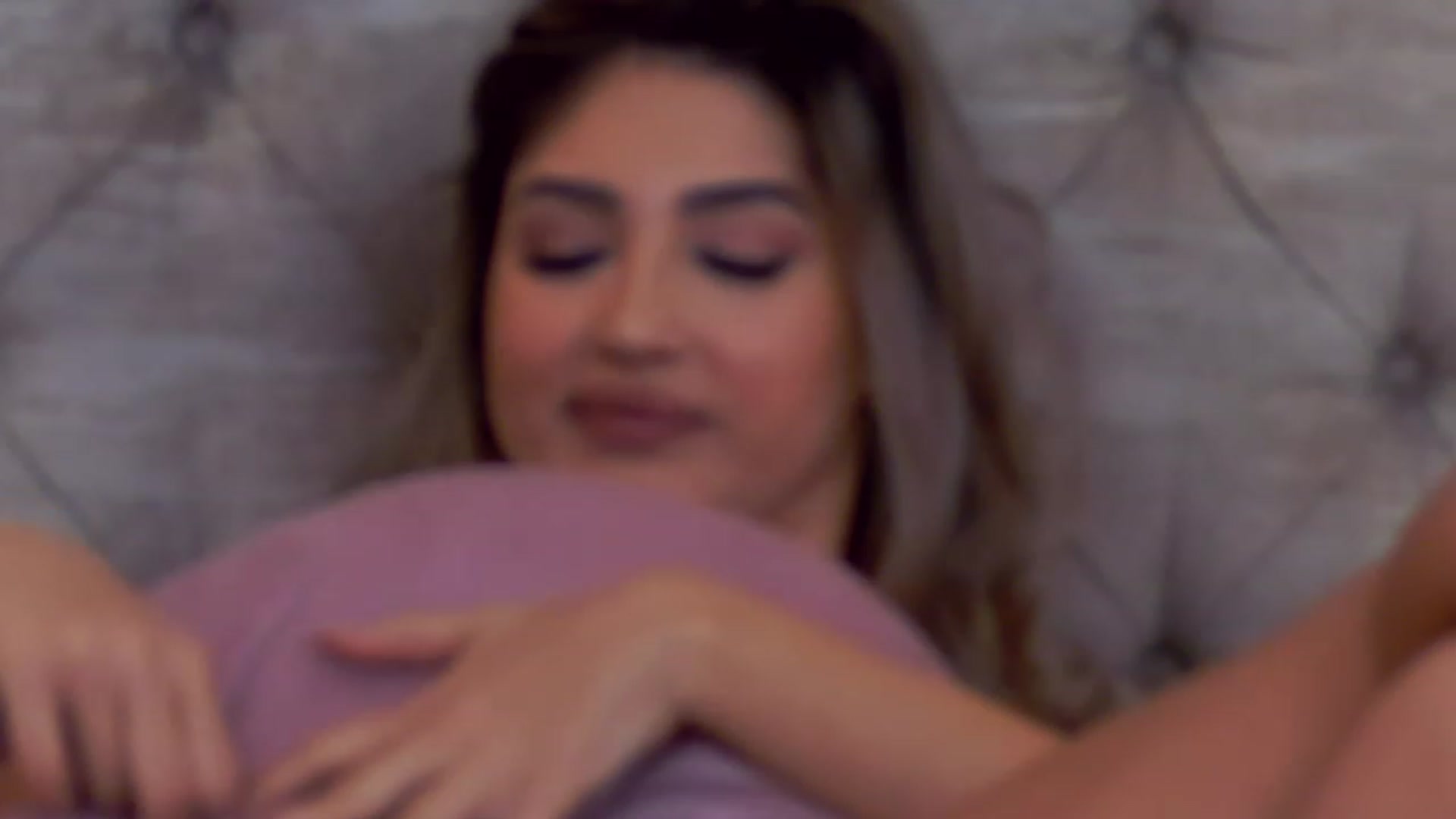 Gallery image thumbnail from Sarah_Lacroix's myfreecams stream on, 02/26/2023, 11:34 image 18 of 20