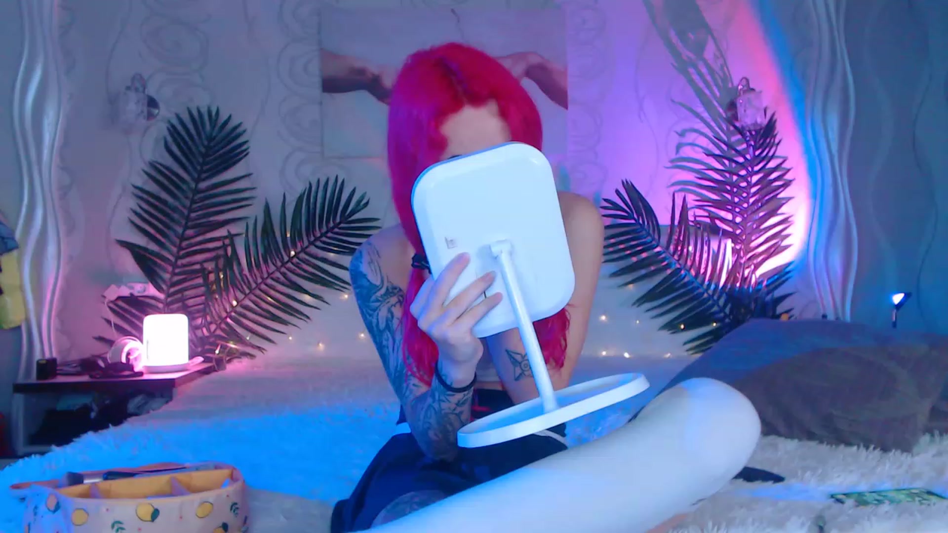 Gallery image thumbnail from Sarah_Pink's myfreecams stream on, 11/14/2022, 22:25 image 1 of 20