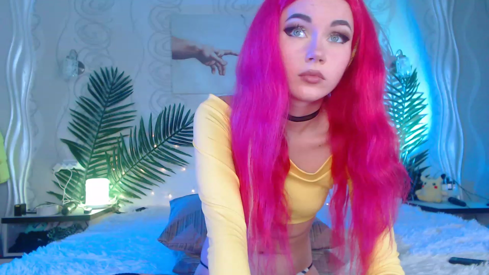 Gallery image thumbnail from Sarah_Pink's myfreecams stream on, 11/18/2022, 22:14 image 16 of 20