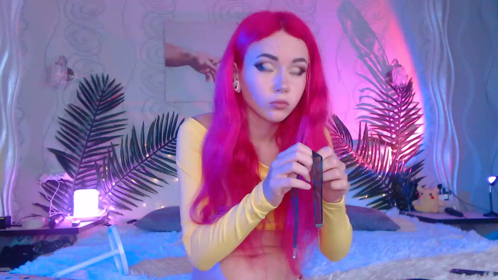 Gallery image thumbnail from Sarah_Pink's myfreecams stream on, 11/18/2022, 22:14 image 2 of 20