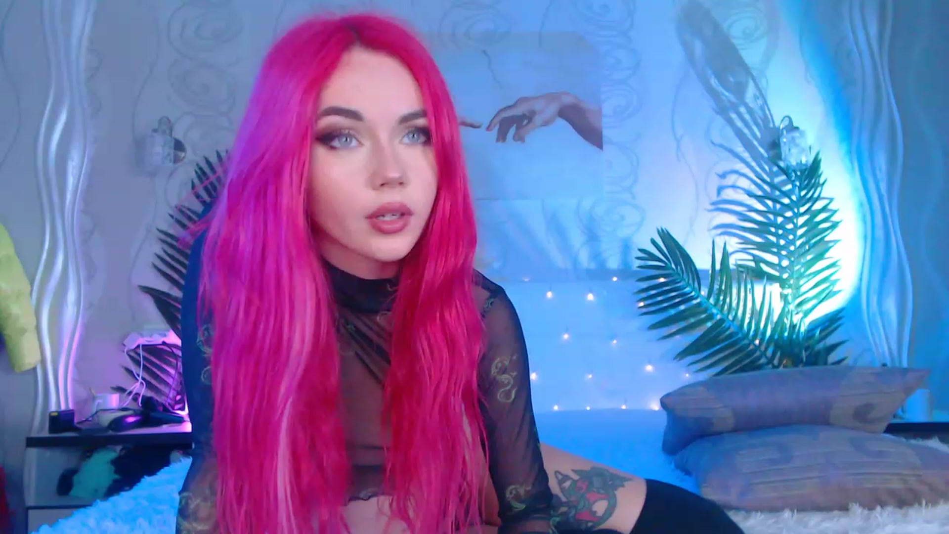 Gallery image thumbnail from Sarah_Pink's myfreecams stream on, 11/24/2022, 21:51 image 14 of 20