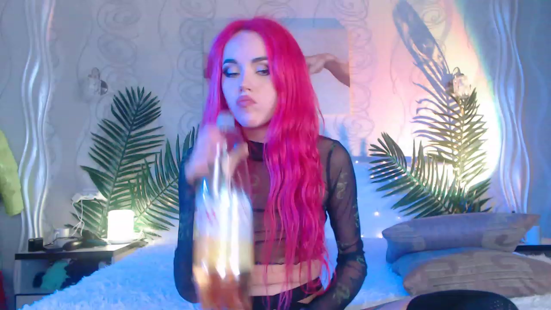 Gallery image thumbnail from Sarah_Pink's myfreecams stream on, 11/24/2022, 21:51 image 2 of 20