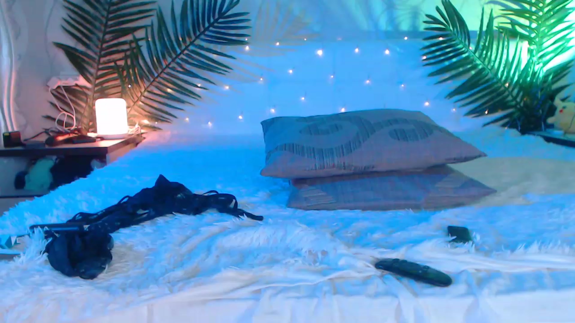 Gallery image thumbnail from Sarah_Pink's myfreecams stream on, 11/25/2022, 21:32 image 14 of 20