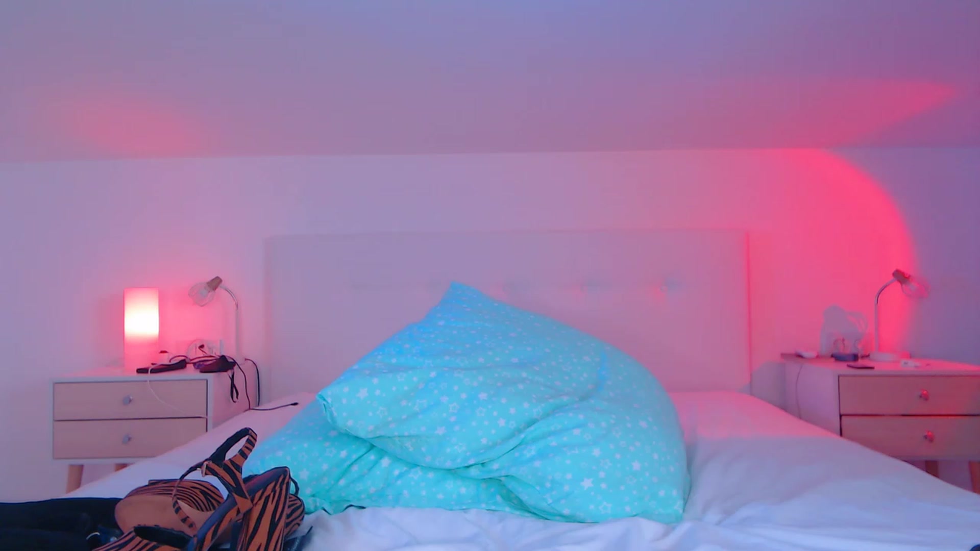 Gallery image thumbnail from Sarah_Pink's myfreecams stream on, 12/03/2022, 23:07 image 13 of 20