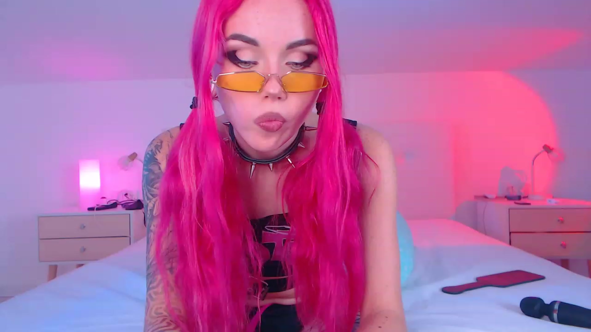 Gallery image thumbnail from Sarah_Pink's myfreecams stream on, 12/03/2022, 23:07 image 10 of 20