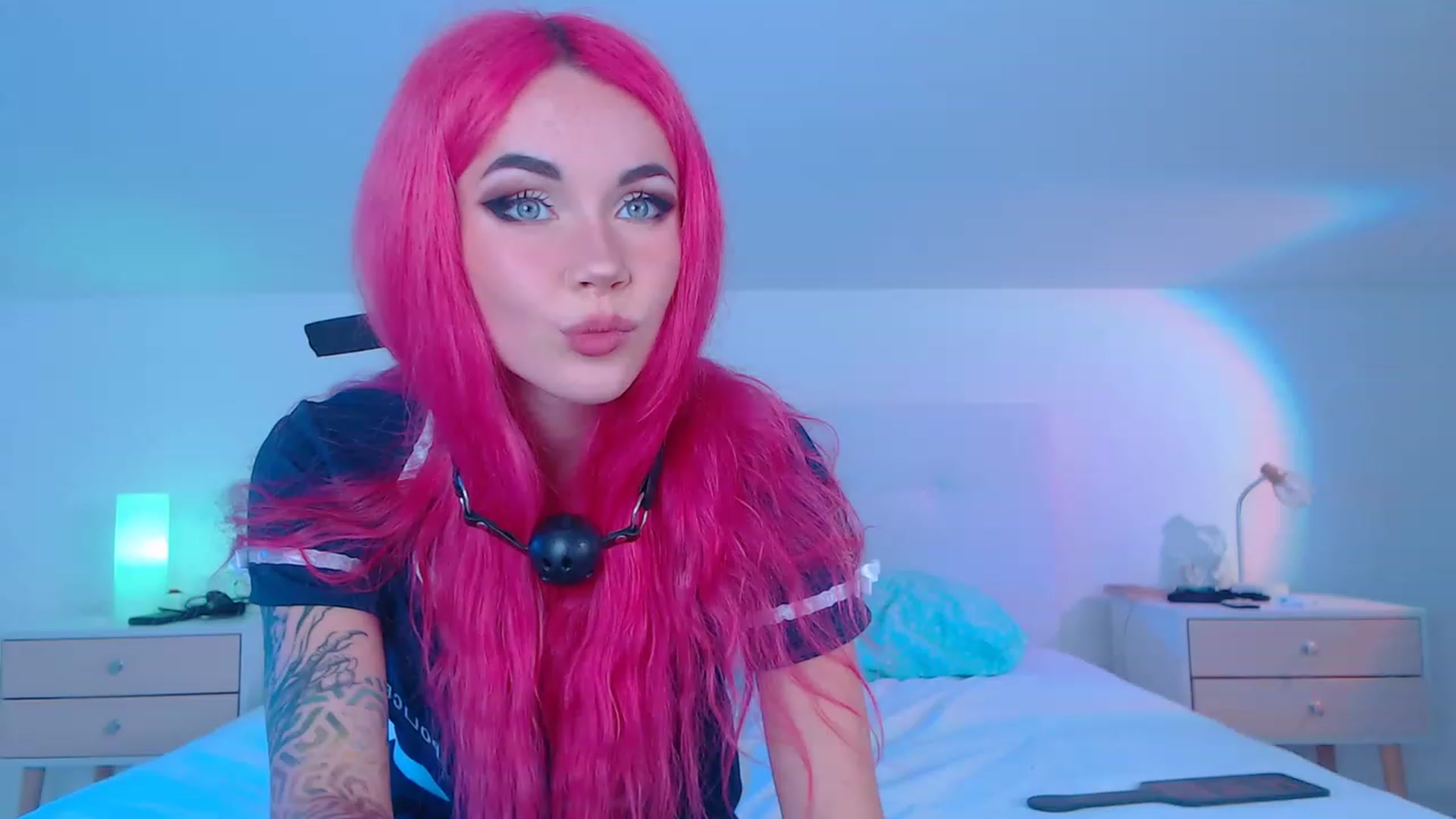 Gallery image thumbnail from Sarah_Pink's myfreecams stream on, 12/04/2022, 22:38 image 10 of 20