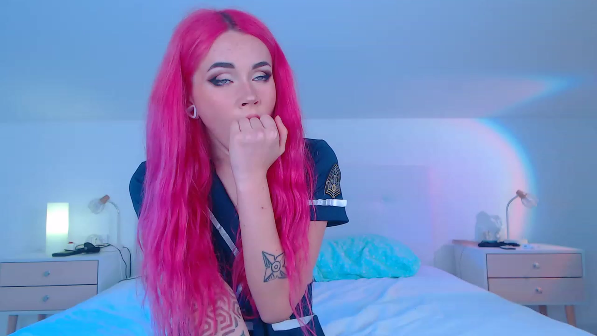 Gallery image thumbnail from Sarah_Pink's myfreecams stream on, 12/04/2022, 22:38 image 2 of 20