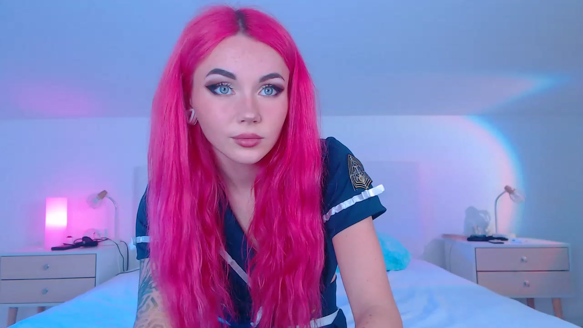 Gallery image thumbnail from Sarah_Pink's myfreecams stream on, 12/04/2022, 22:38 image 3 of 20