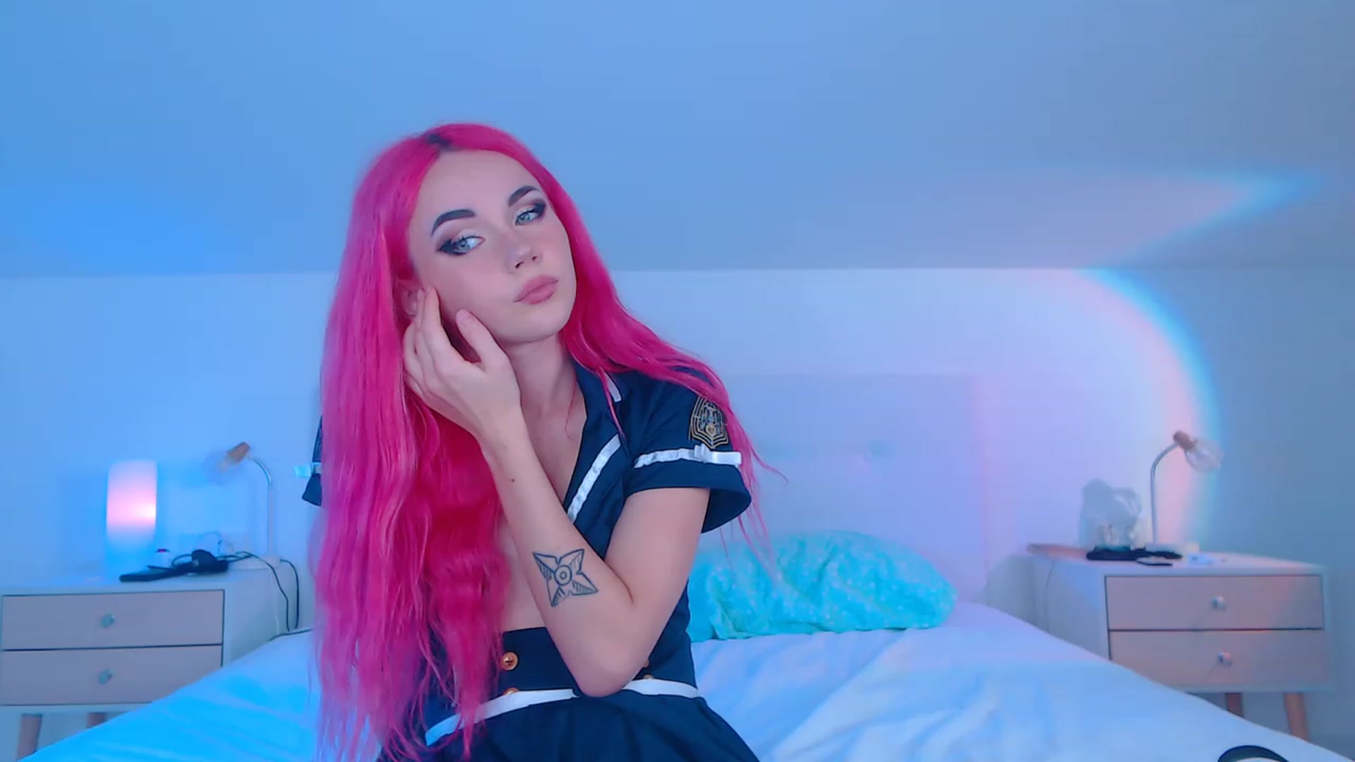 Gallery image thumbnail from Sarah_Pink's myfreecams stream on, 12/04/2022, 22:38 image 9 of 20