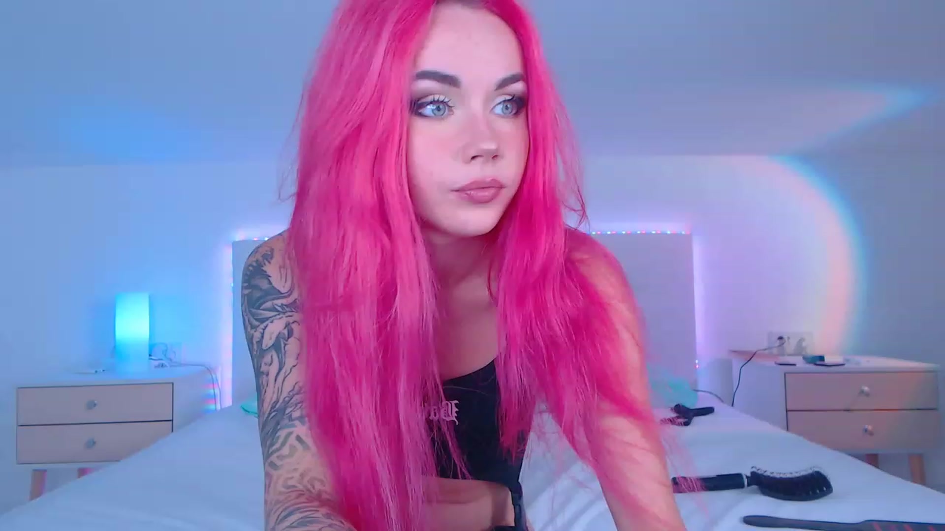 Gallery image thumbnail from Sarah_Pink's myfreecams stream on, 12/07/2022, 22:04 image 4 of 20