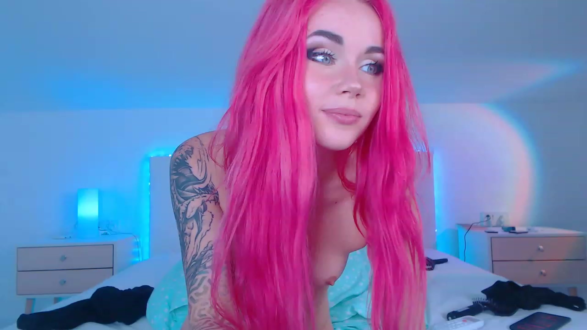 Gallery image thumbnail from Sarah_Pink's myfreecams stream on, 12/07/2022, 23:49 image 5 of 20