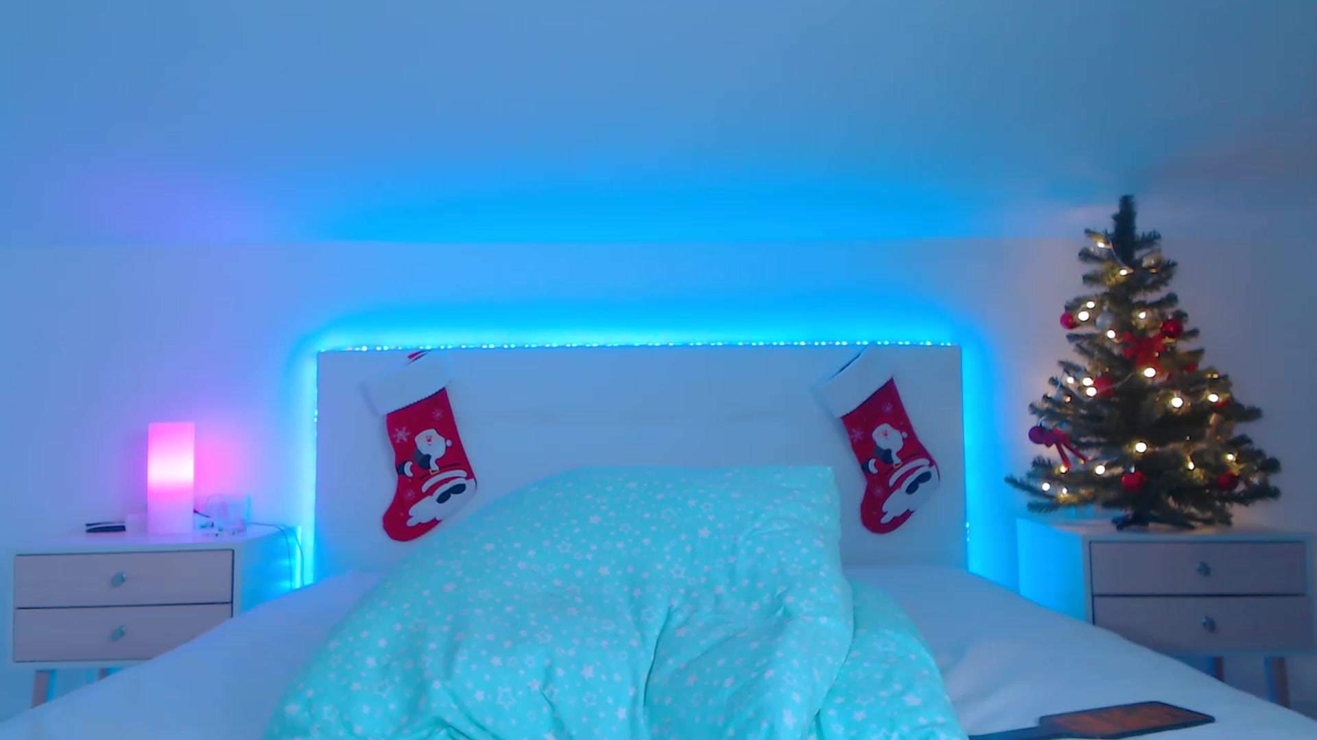 Gallery image thumbnail from Sarah_Pink's myfreecams stream on, 12/27/2022, 23:15 image 7 of 20