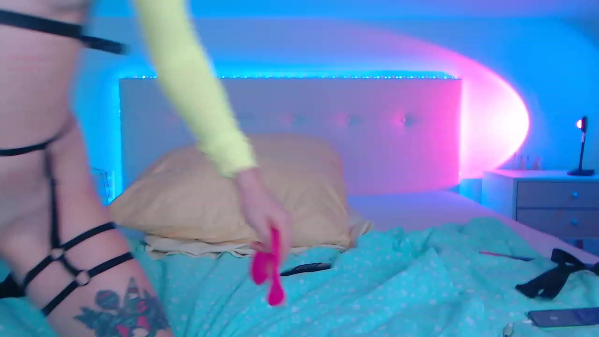 Gallery image thumbnail from Sarah_Pink's myfreecams stream on, 01/27/2023, 22:39 image 3 of 20