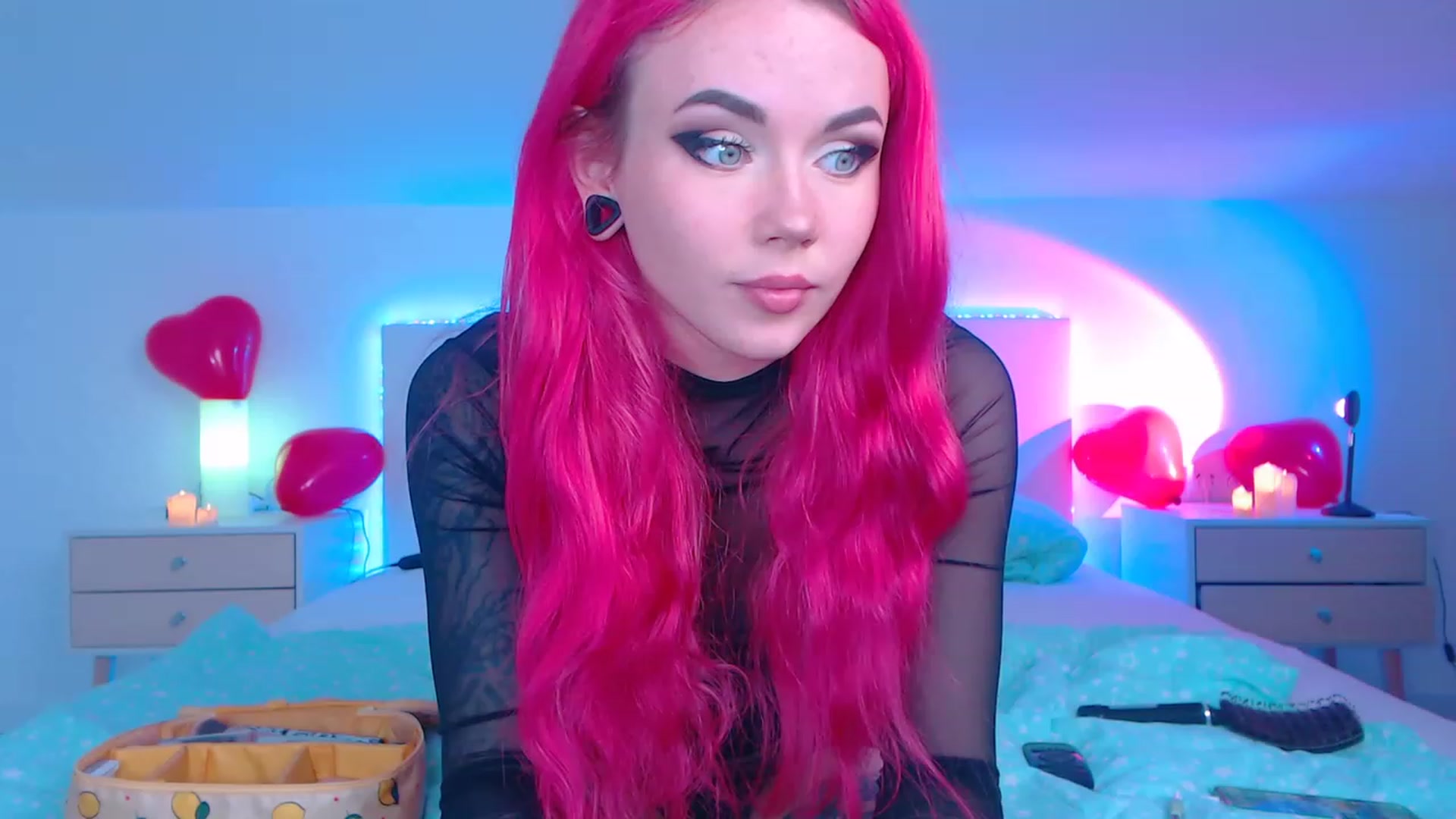 Gallery image thumbnail from Sarah_Pink's myfreecams stream on, 02/13/2023, 23:35 image 5 of 20