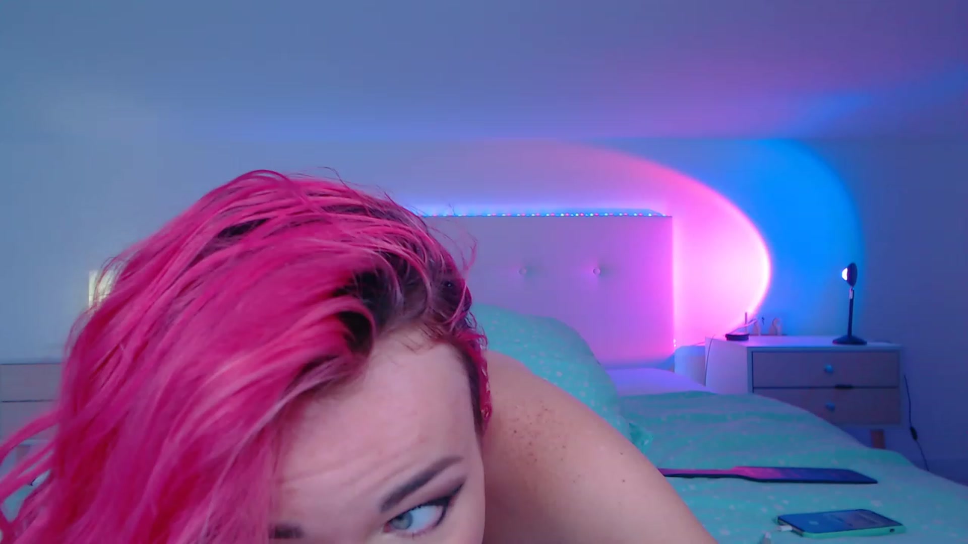 Gallery image thumbnail from Sarah_Pink's myfreecams stream on, 02/19/2023, 22:33 image 18 of 20