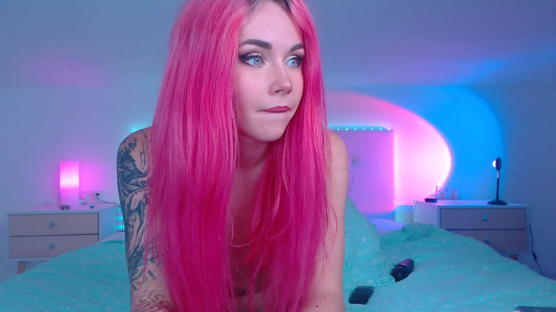 Gallery image thumbnail from Sarah_Pink's myfreecams stream on, 02/22/2023, 22:50 image 20 of 20
