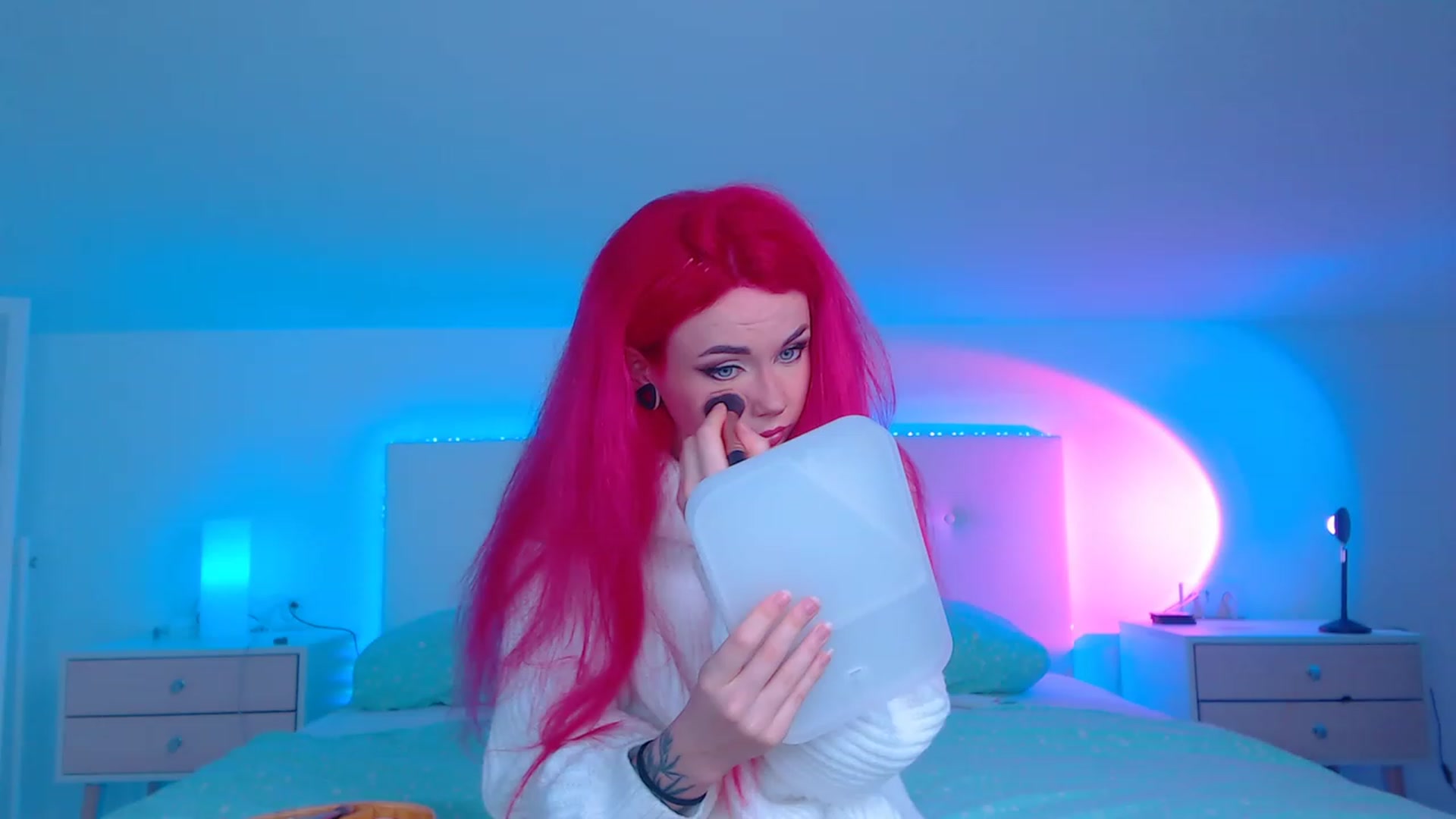 Gallery image thumbnail from Sarah_Pink's myfreecams stream on, 03/17/2023, 22:10 image 6 of 20