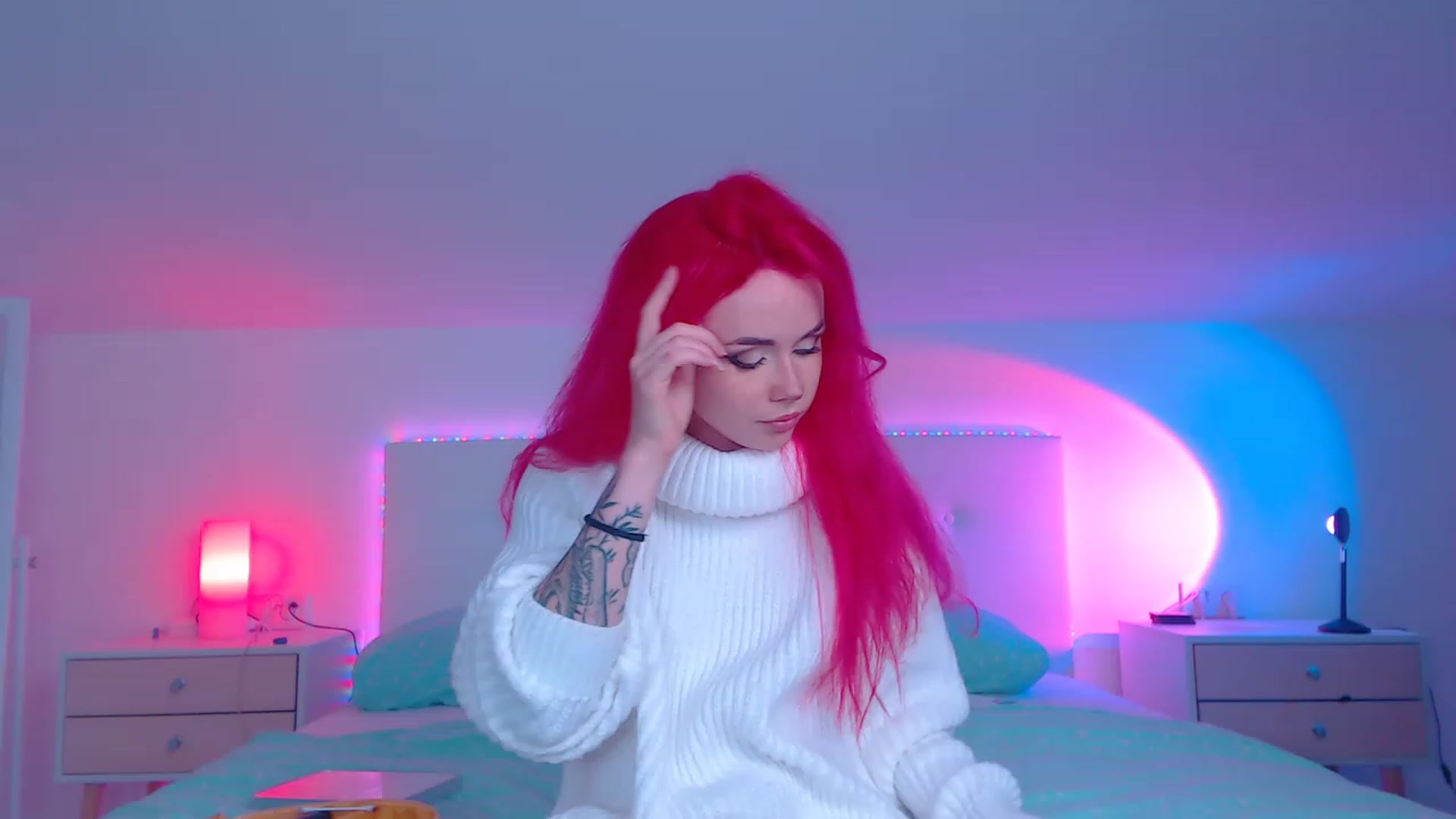 Gallery image thumbnail from Sarah_Pink's myfreecams stream on, 03/17/2023, 22:10 image 1 of 20