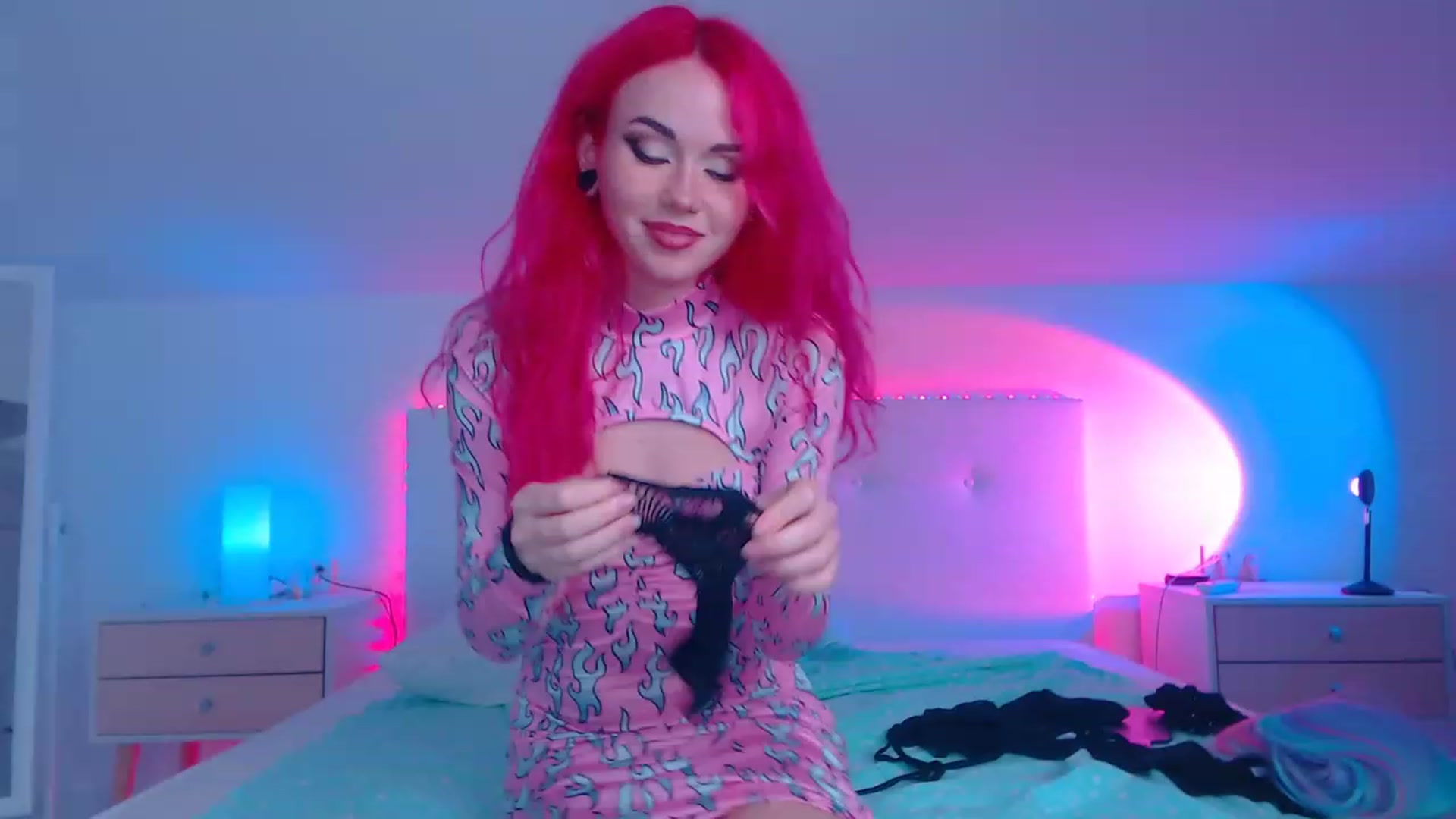 Gallery image thumbnail from Sarah_Pink's myfreecams stream on, 03/22/2023, 23:31 image 11 of 20