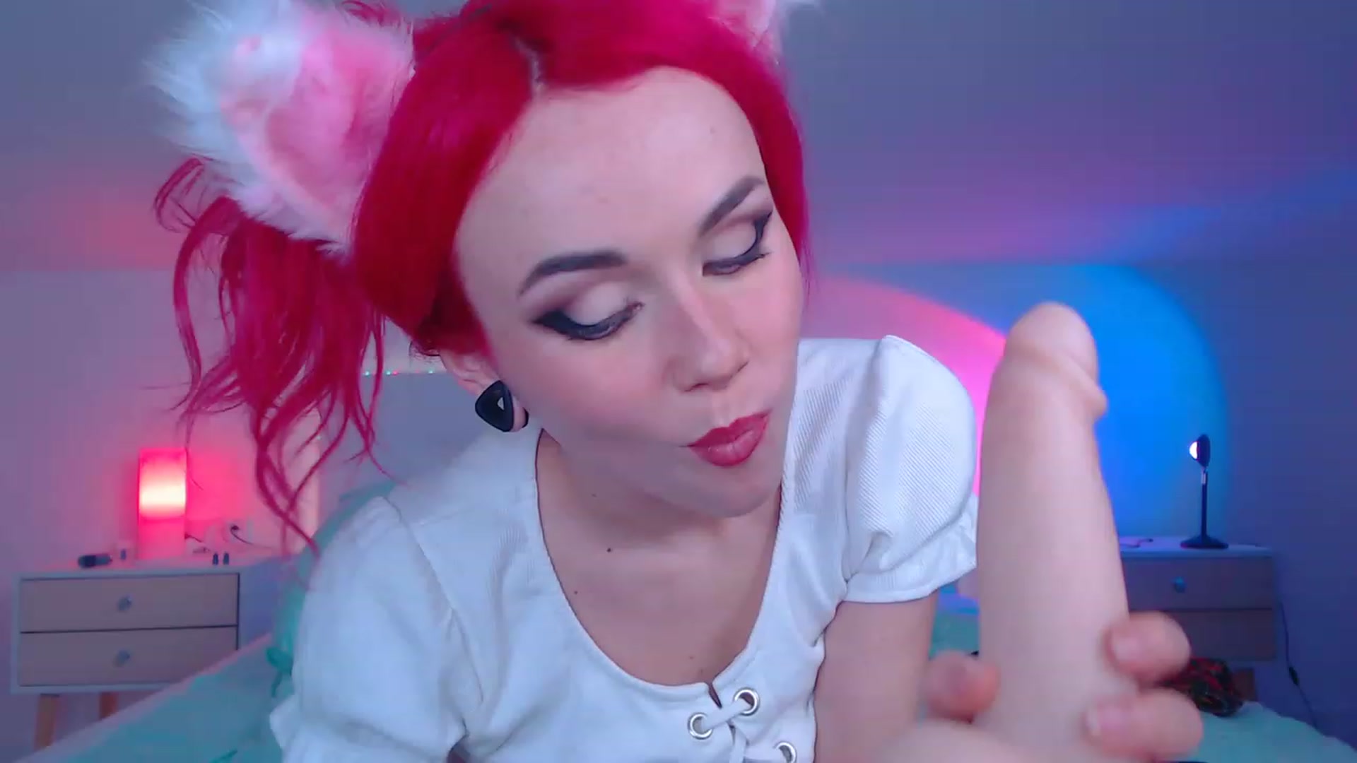 Gallery image thumbnail from Sarah_Pink's myfreecams stream on, 03/26/2023, 24:02 image 1 of 20