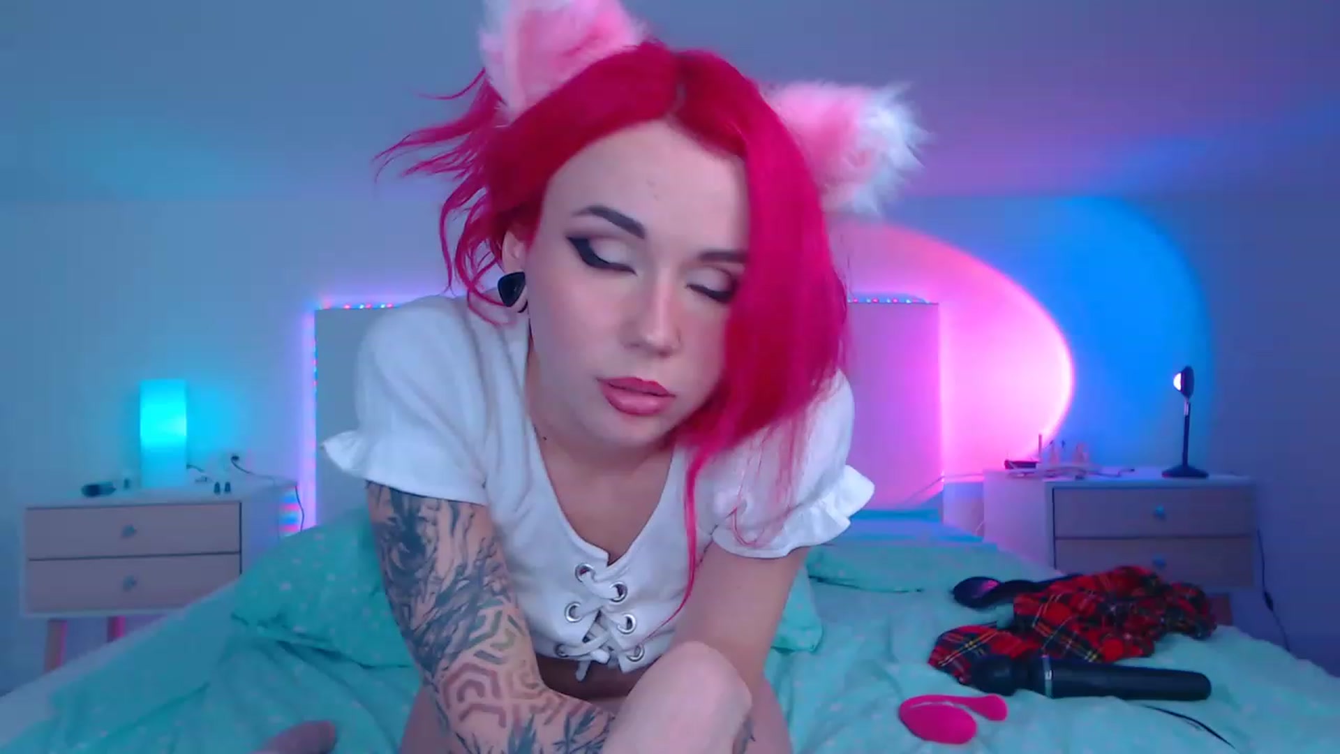 Gallery image thumbnail from Sarah_Pink's myfreecams stream on, 03/26/2023, 24:02 image 18 of 20