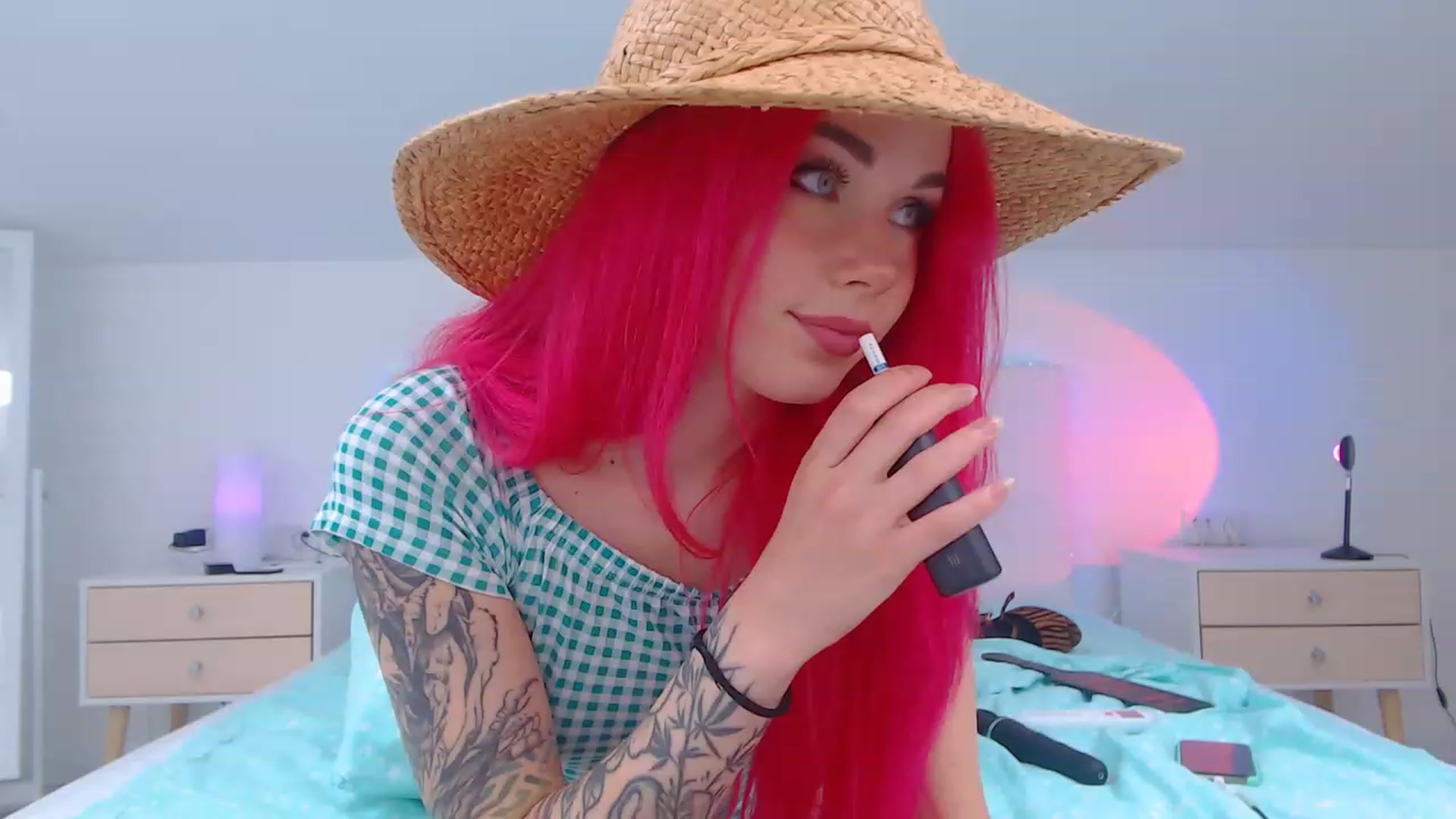 Gallery image thumbnail from Sarah_Pink's myfreecams stream on, 04/03/2023, 11:09 image 4 of 20
