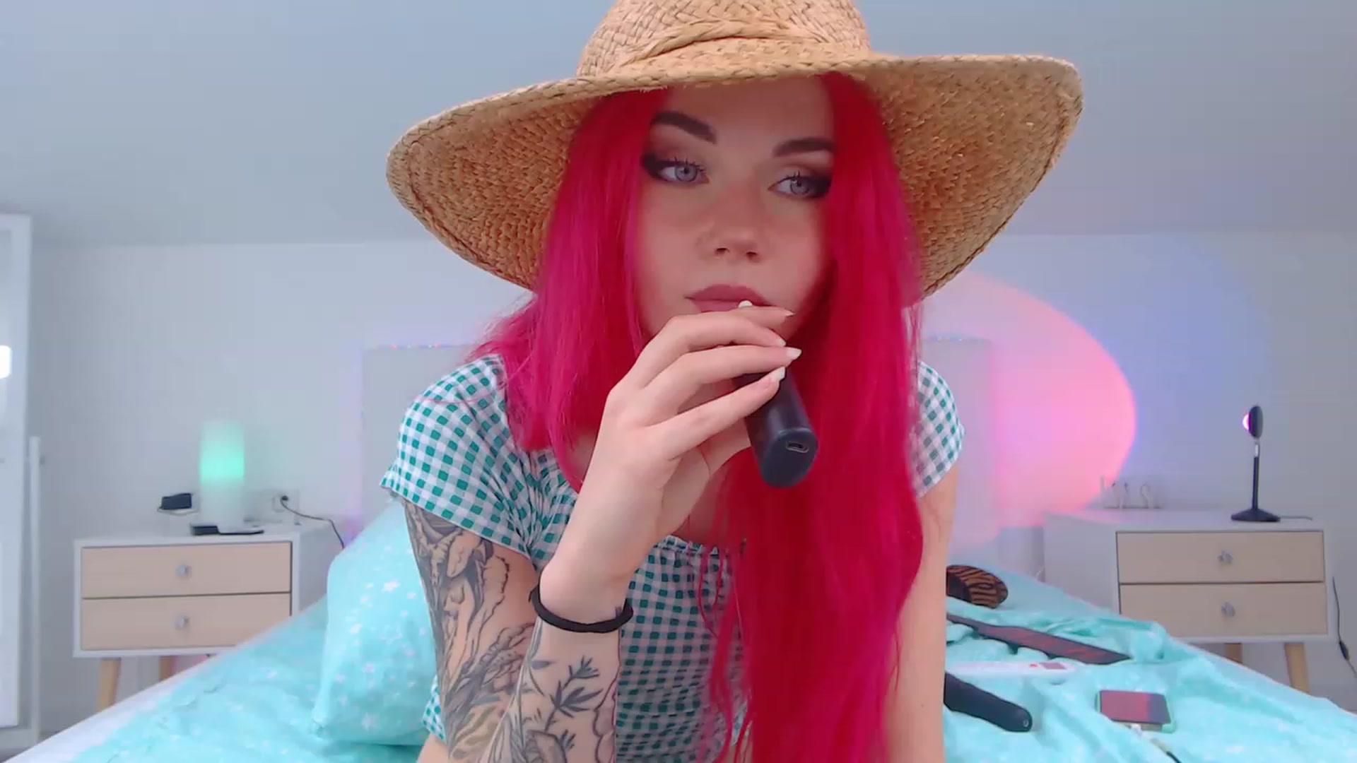Gallery image thumbnail from Sarah_Pink's myfreecams stream on, 04/03/2023, 11:09 image 3 of 20