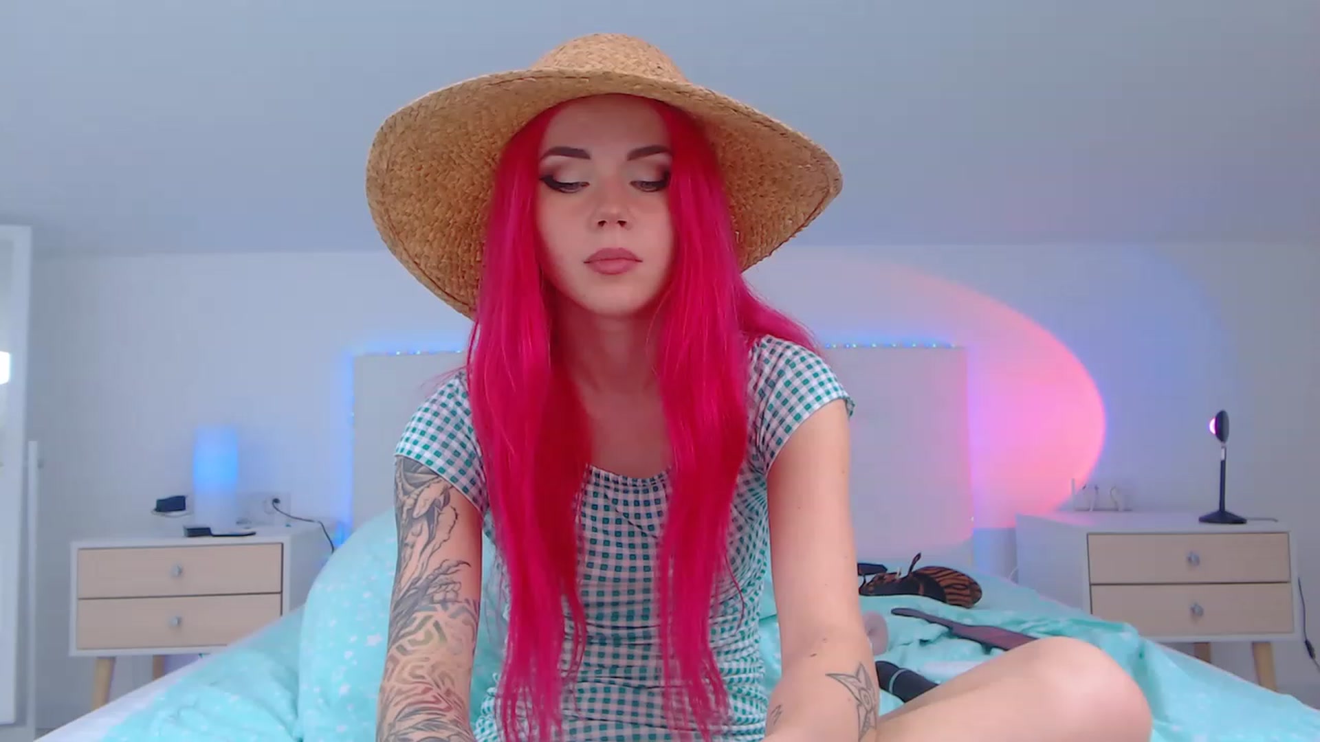 Gallery image thumbnail from Sarah_Pink's myfreecams stream on, 04/03/2023, 11:09 image 20 of 20