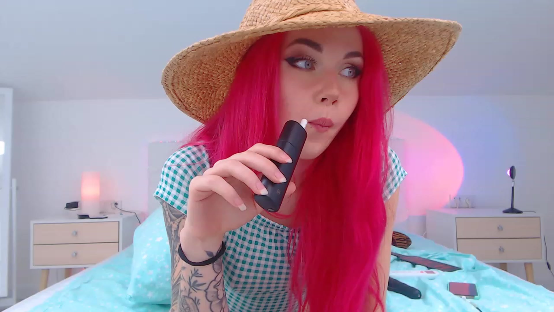 Gallery image thumbnail from Sarah_Pink's myfreecams stream on, 04/03/2023, 11:09 image 5 of 20