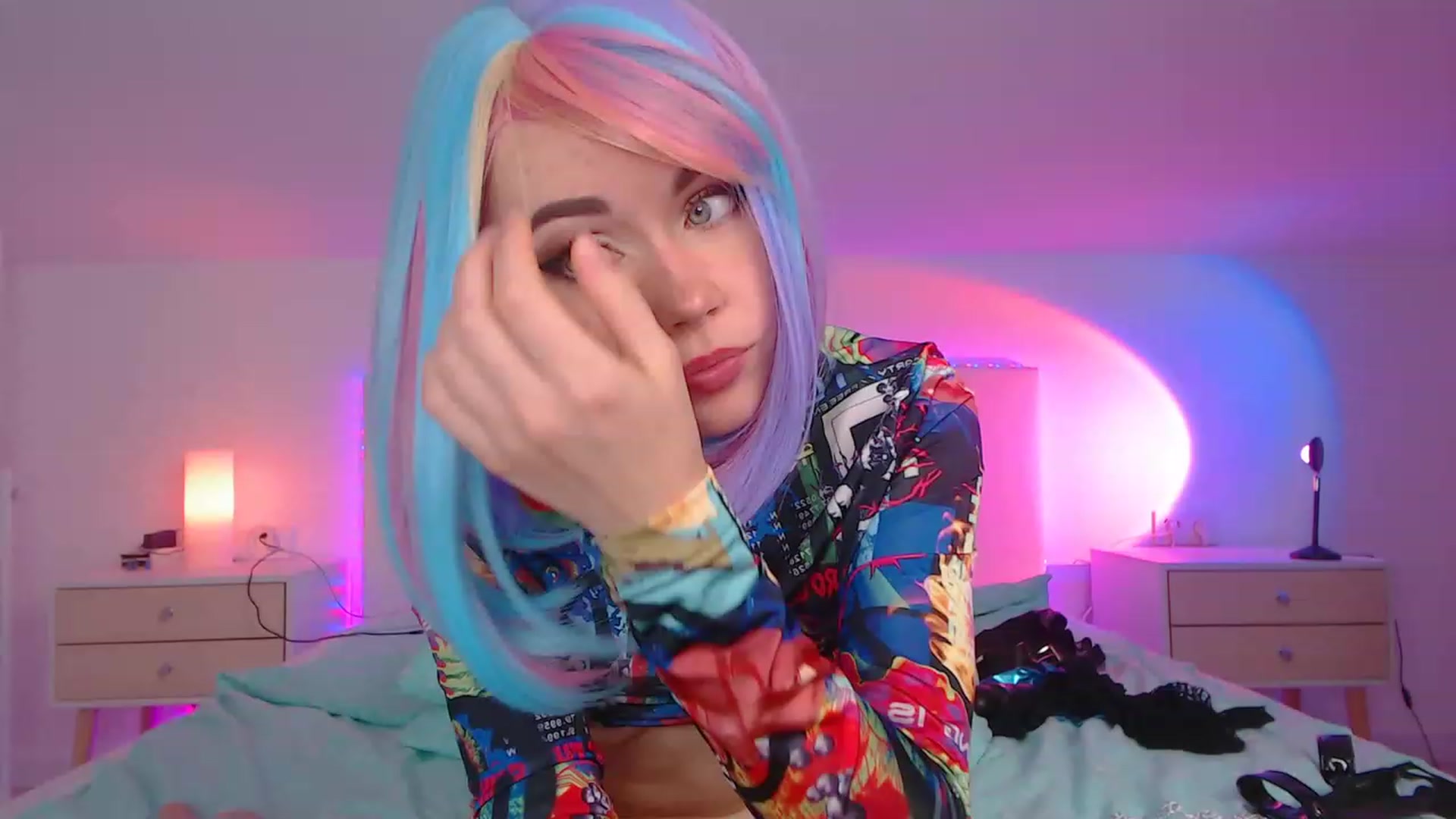 Gallery image thumbnail from Sarah_Pink's myfreecams stream on, 04/10/2023, 24:17 image 16 of 20