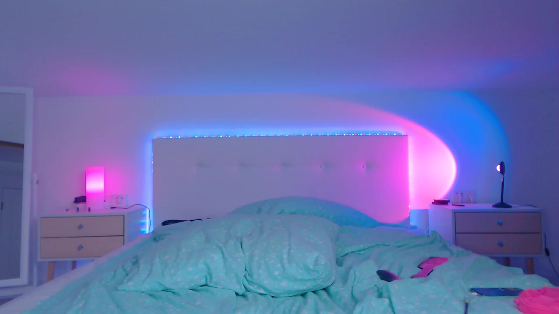 Gallery image thumbnail from Sarah_Pink's myfreecams stream on, 05/08/2023, 18:48 image 15 of 20