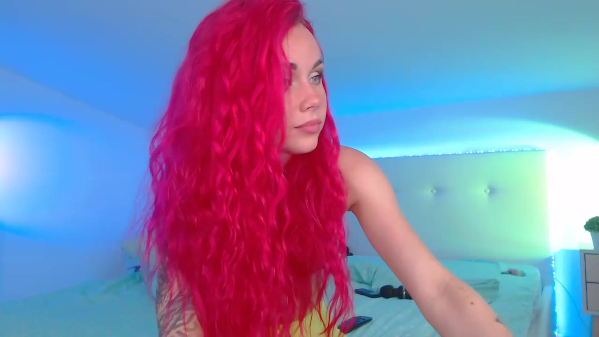 Gallery image thumbnail from Sarah_Pink's myfreecams stream on, 05/11/2023, 19:12 image 20 of 20