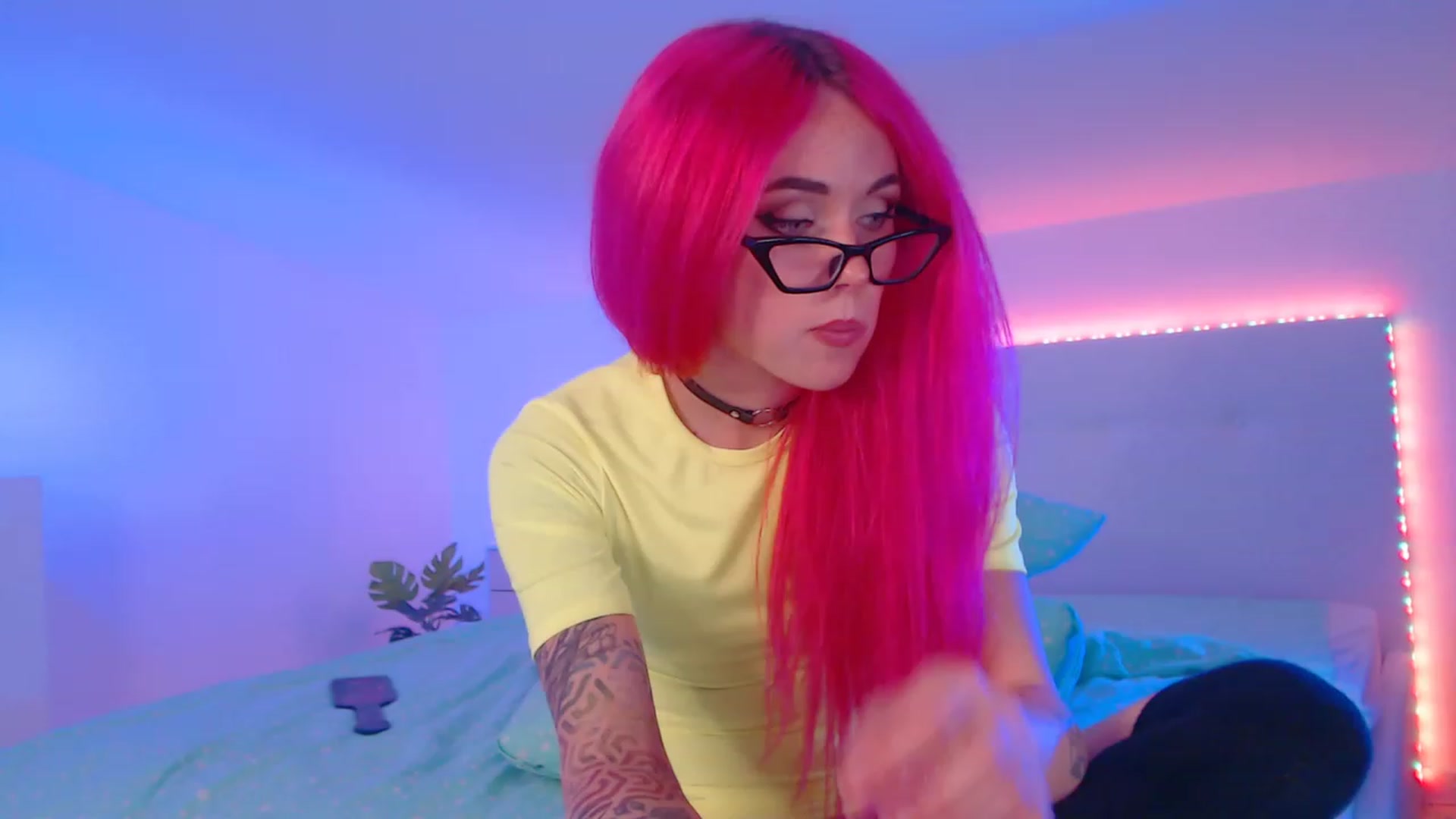 Gallery image thumbnail from Sarah_Pink's myfreecams stream on, 05/14/2023, 19:59 image 9 of 20