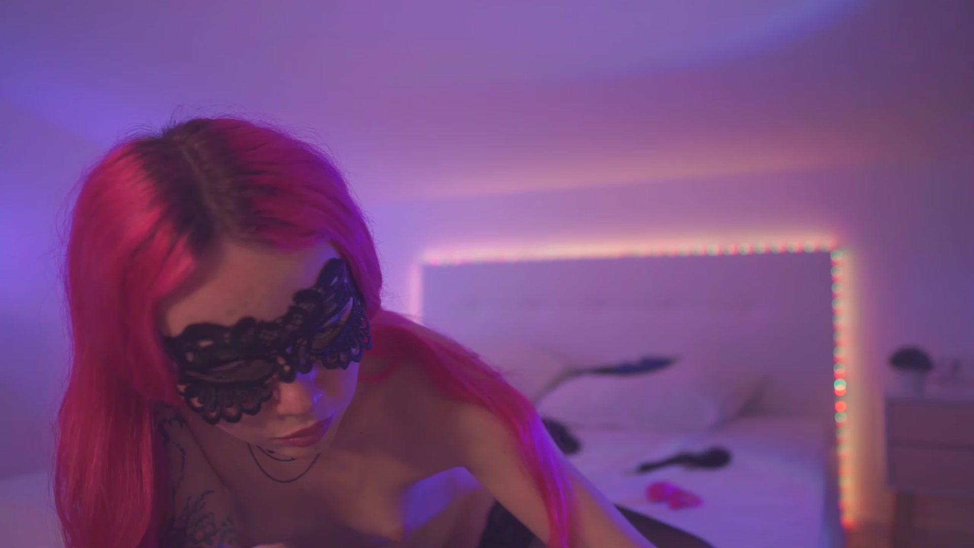 Gallery image thumbnail from Sarah_Pink's myfreecams stream on, 05/18/2023, 17:13 image 4 of 20