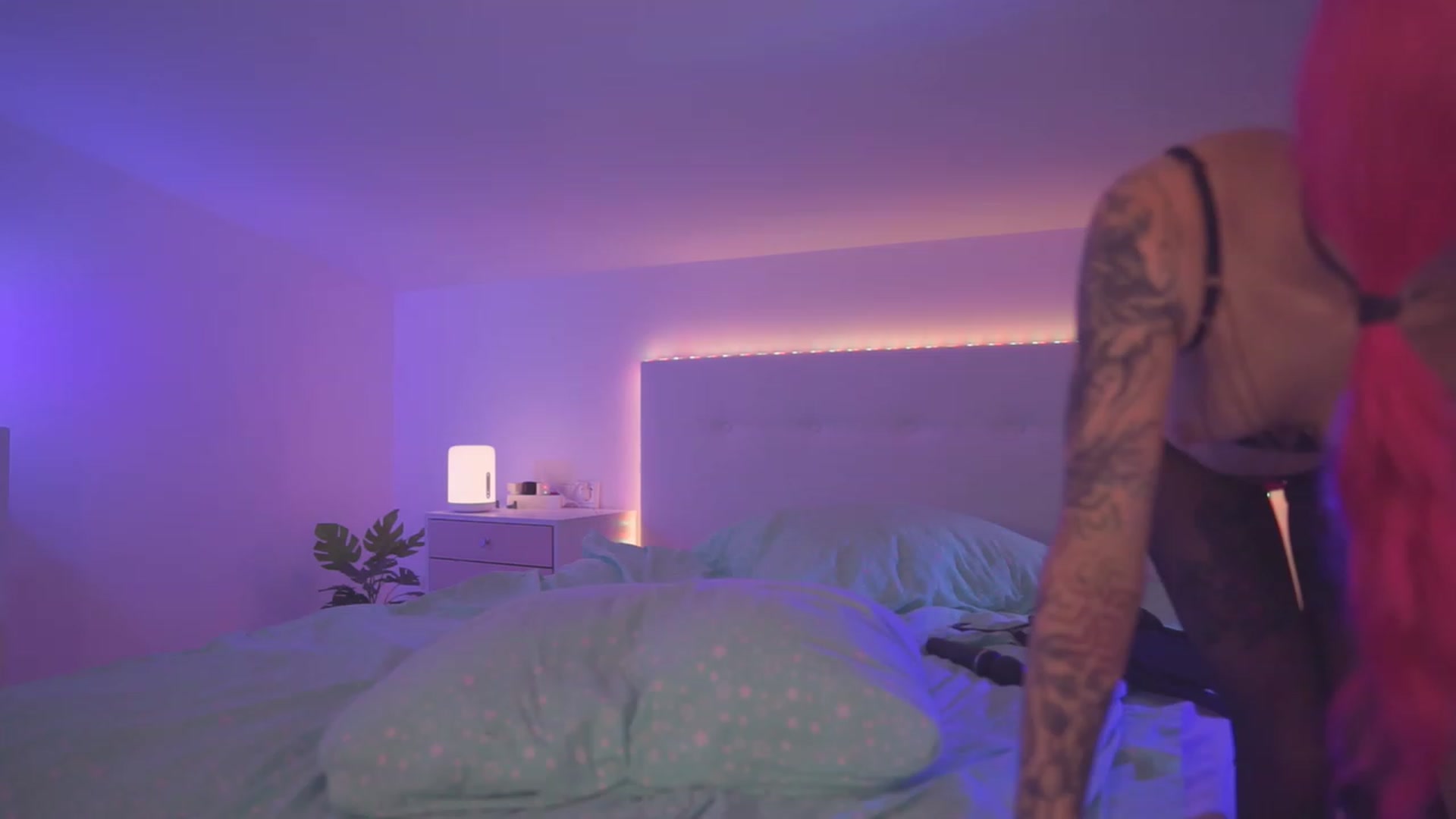 Gallery image thumbnail from Sarah_Pink's myfreecams stream on, 05/22/2023, 19:05 image 2 of 20