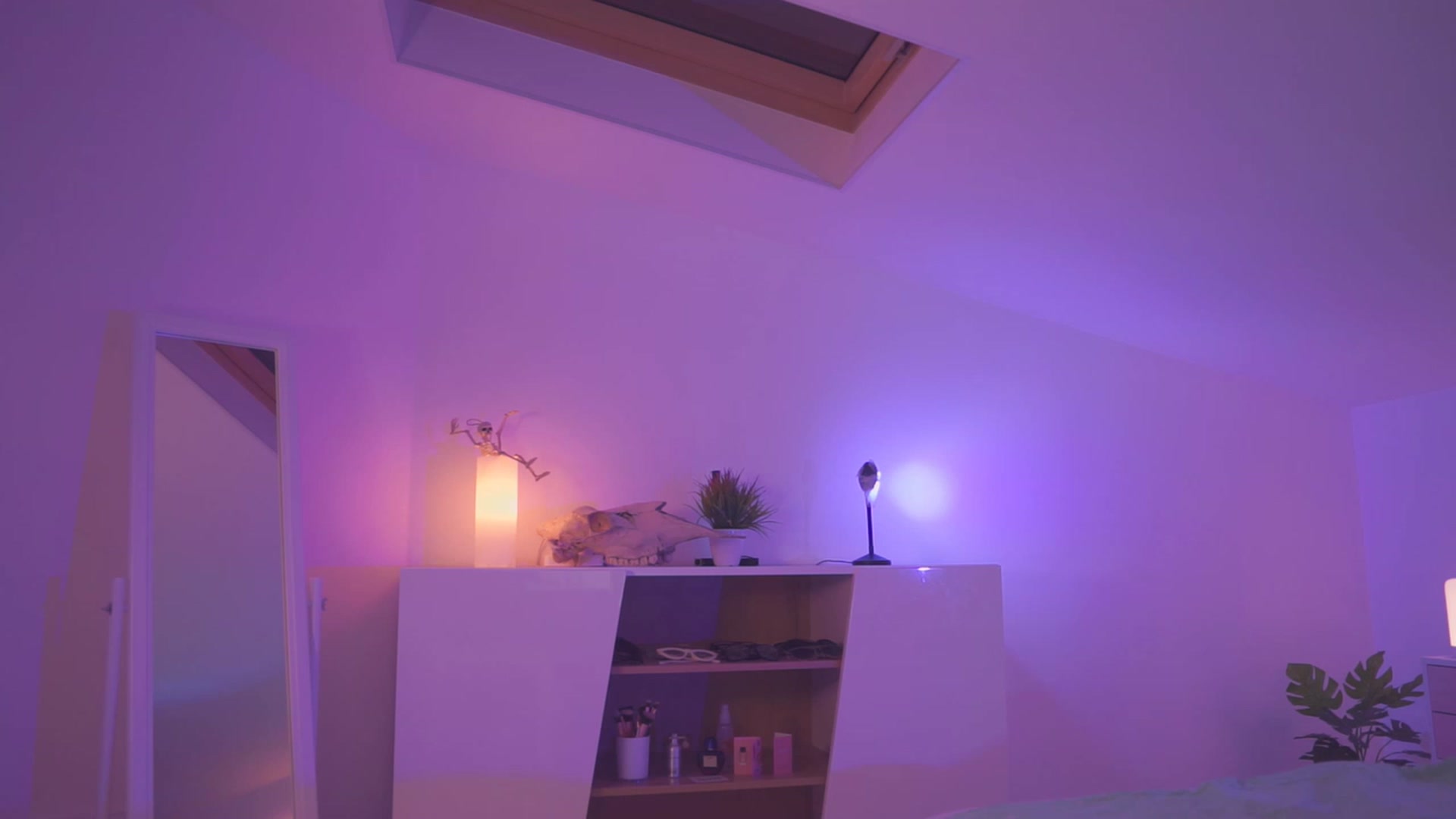 Gallery image thumbnail from Sarah_Pink's myfreecams stream on, 05/22/2023, 19:05 image 10 of 20