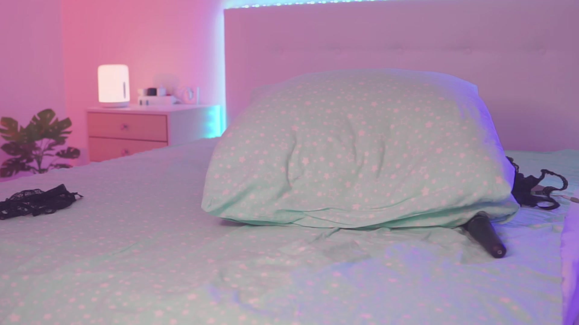 Gallery image thumbnail from Sarah_Pink's myfreecams stream on, 06/14/2023, 19:09 image 14 of 20