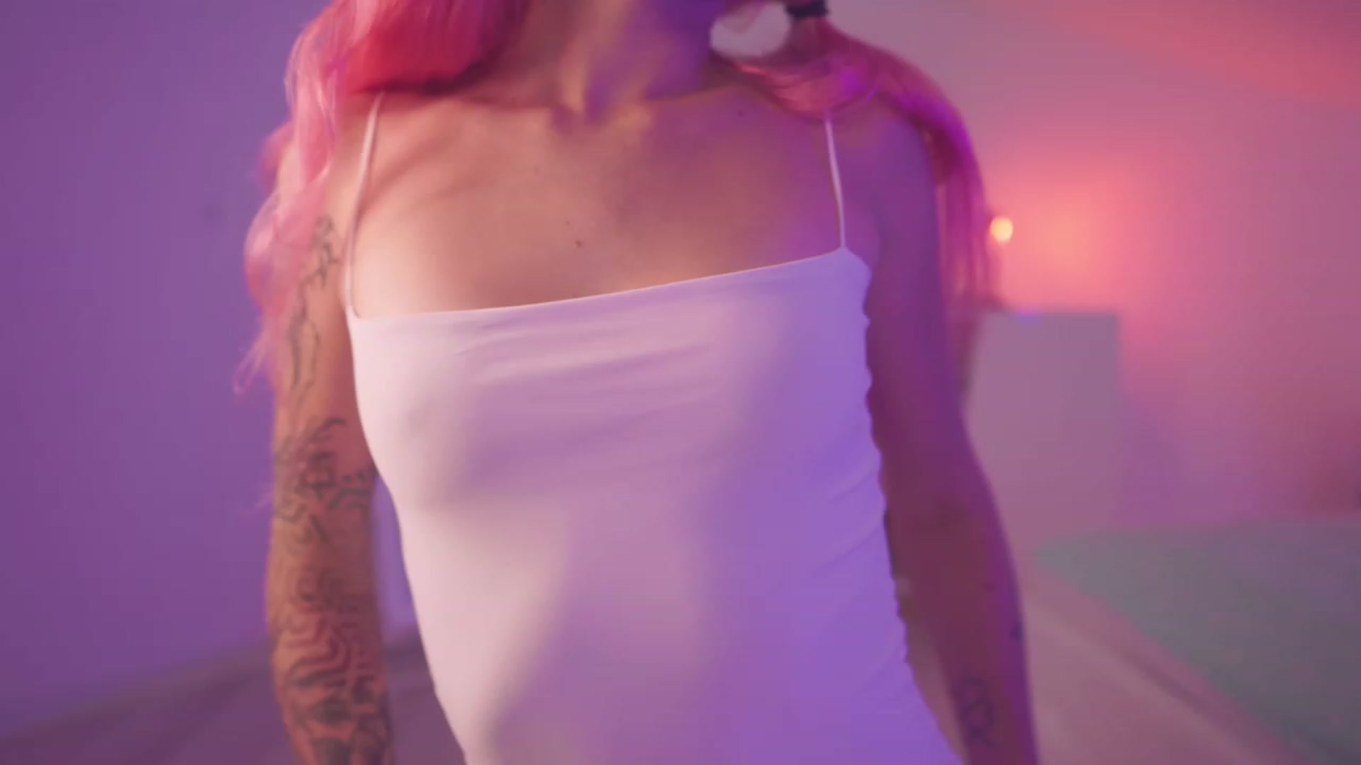 Gallery image thumbnail from Sarah_Pink's myfreecams stream on, 06/15/2023, 18:08 image 17 of 20