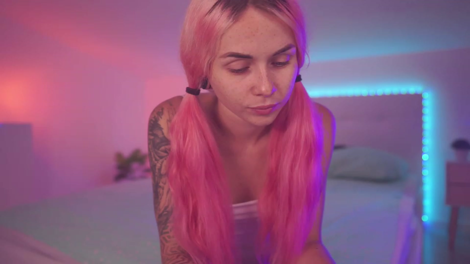 Gallery image thumbnail from Sarah_Pink's myfreecams stream on, 06/15/2023, 18:08 image 7 of 20